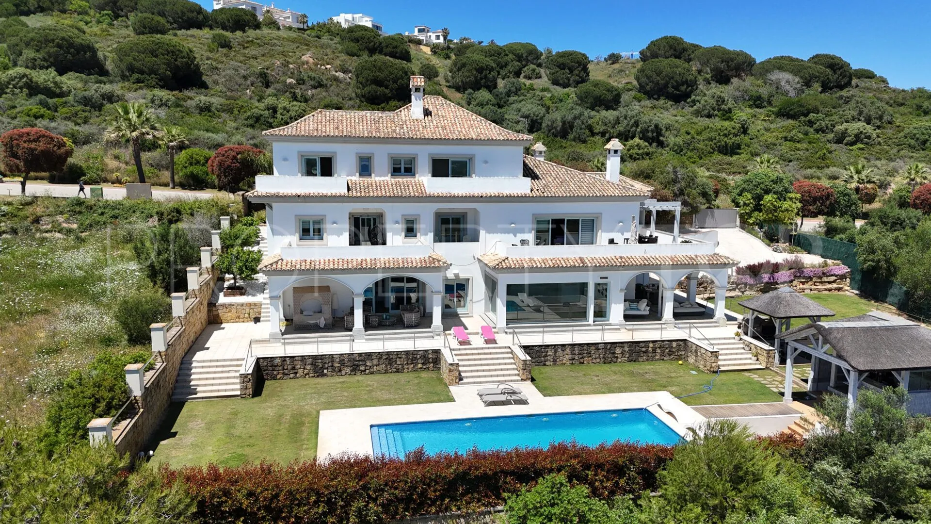 Villa en venta en La Reserva con 5 dormitorios