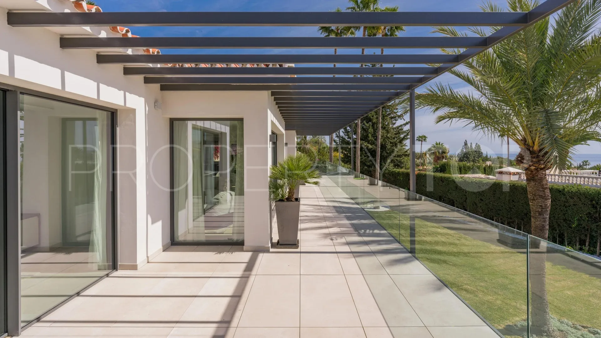 5 bedrooms villa for sale in Nagüeles