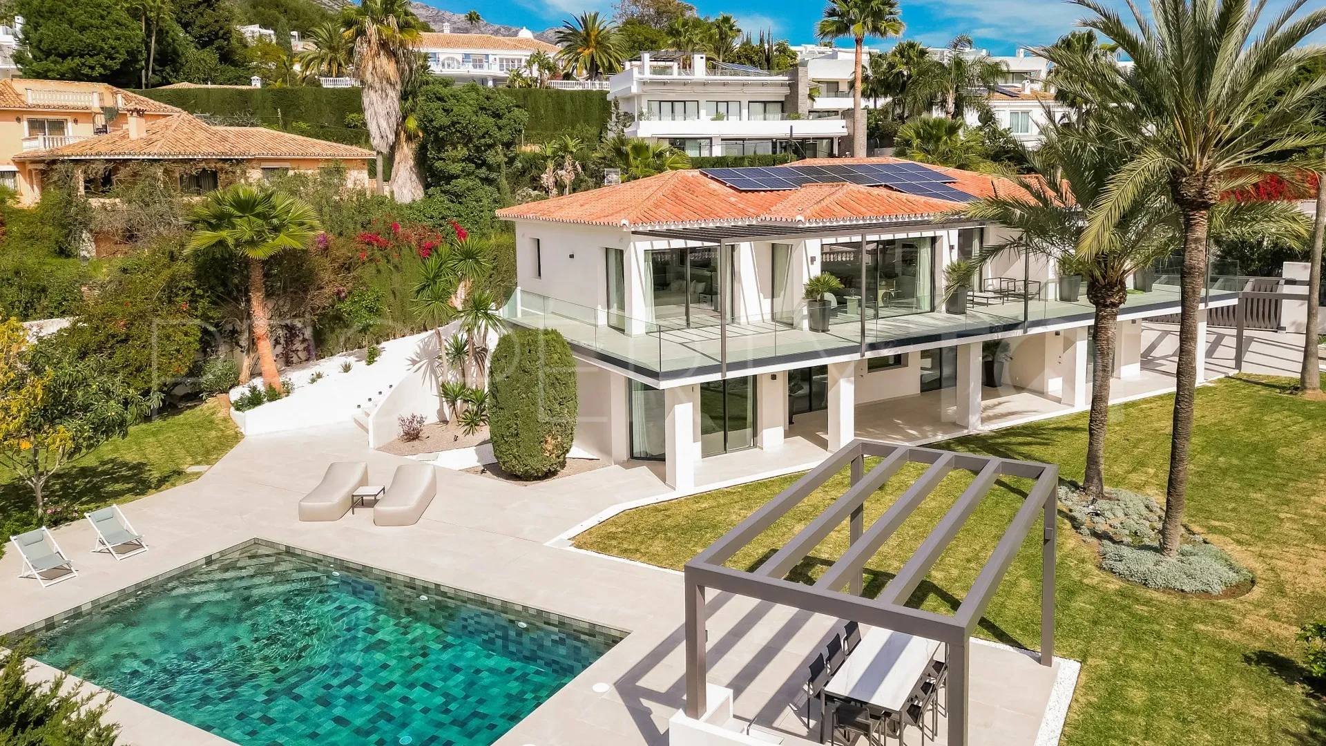 5 bedrooms villa for sale in Nagüeles