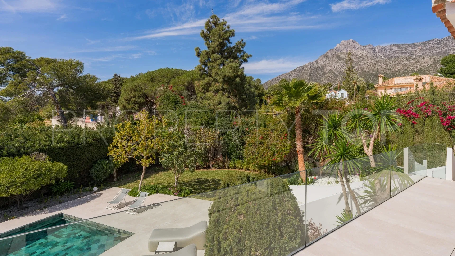 5 bedrooms villa for sale in Nagüeles