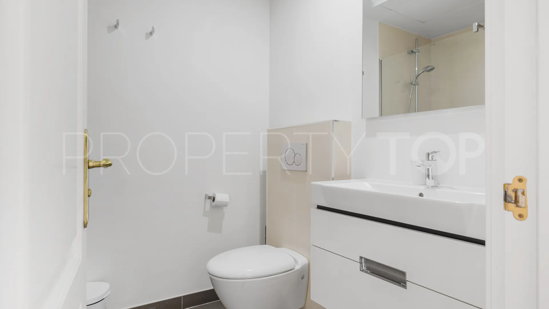 5 bedrooms town house for sale in La Heredia
