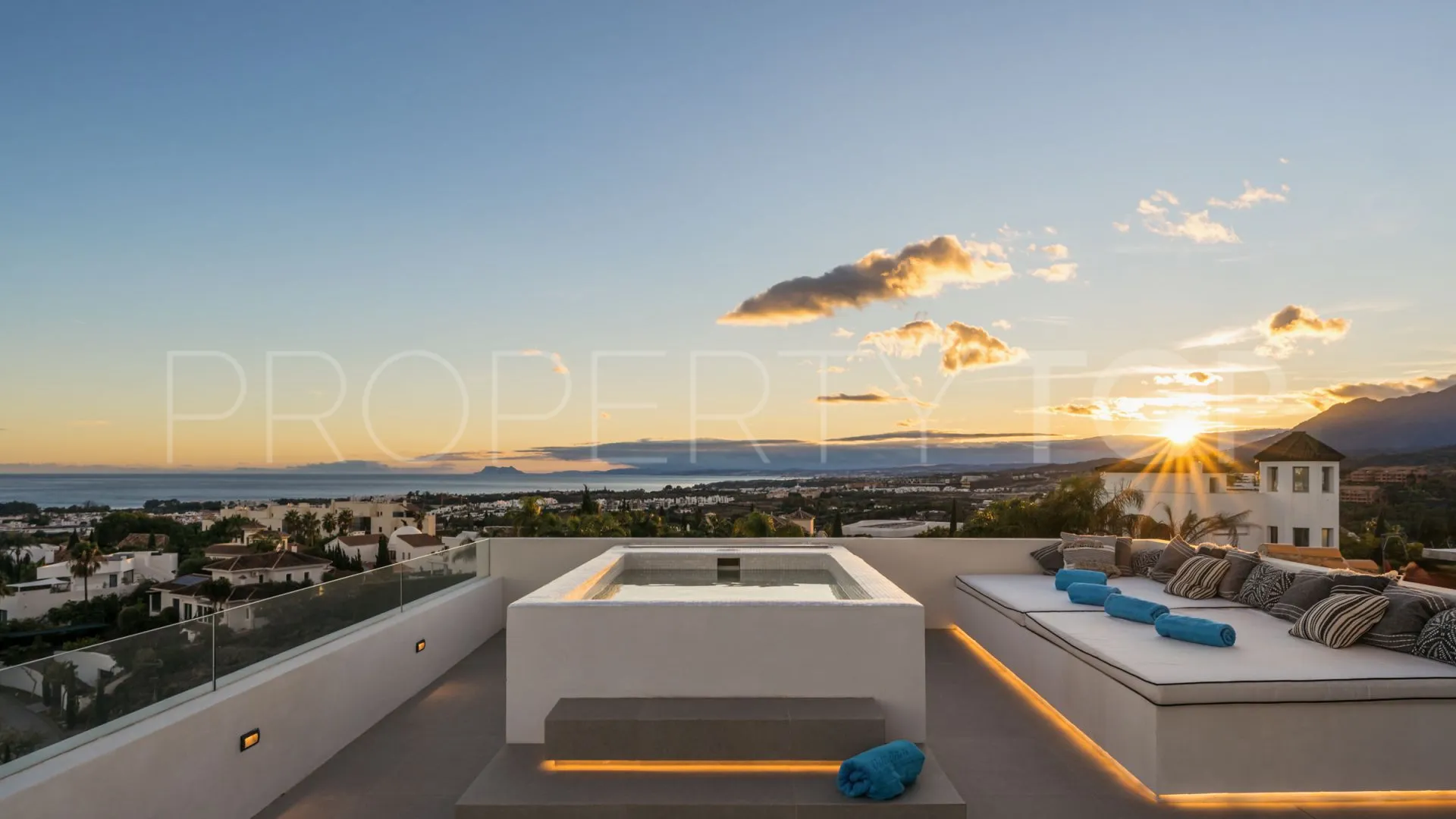 6 bedrooms Los Flamingos villa for sale