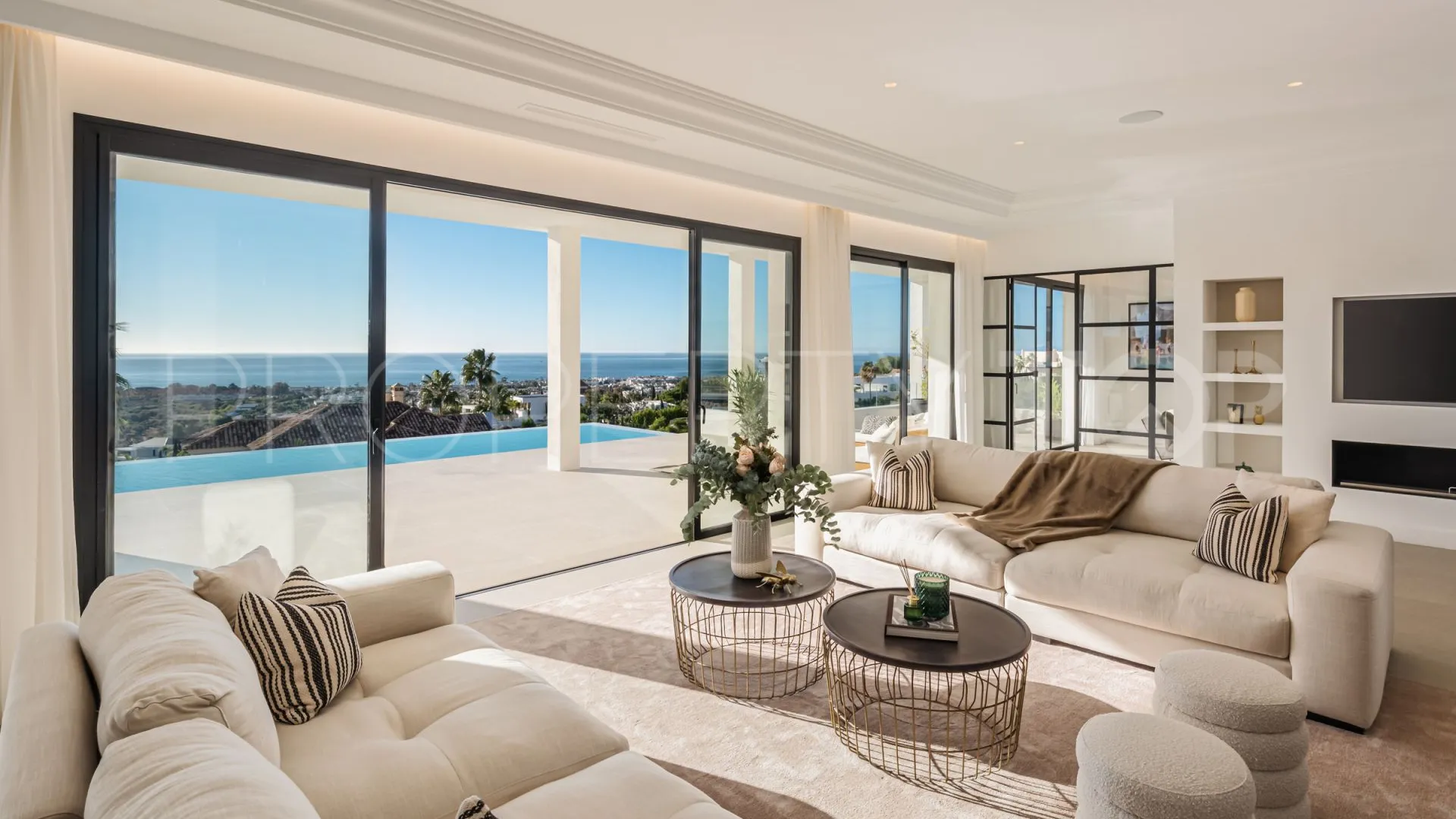 6 bedrooms Los Flamingos villa for sale