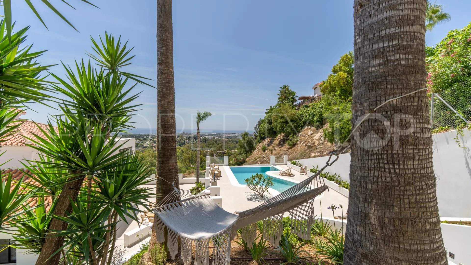 Las Lomas de Nueva Andalucia, villa en venta con 5 dormitorios