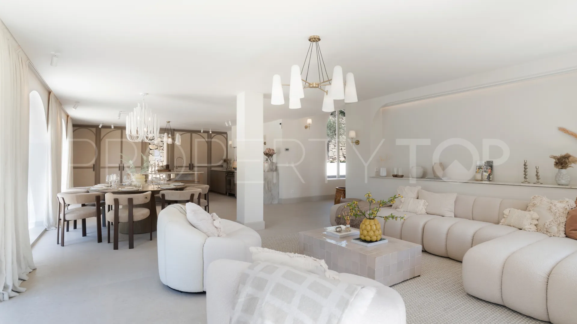 4 bedrooms Nueva Andalucia villa for sale