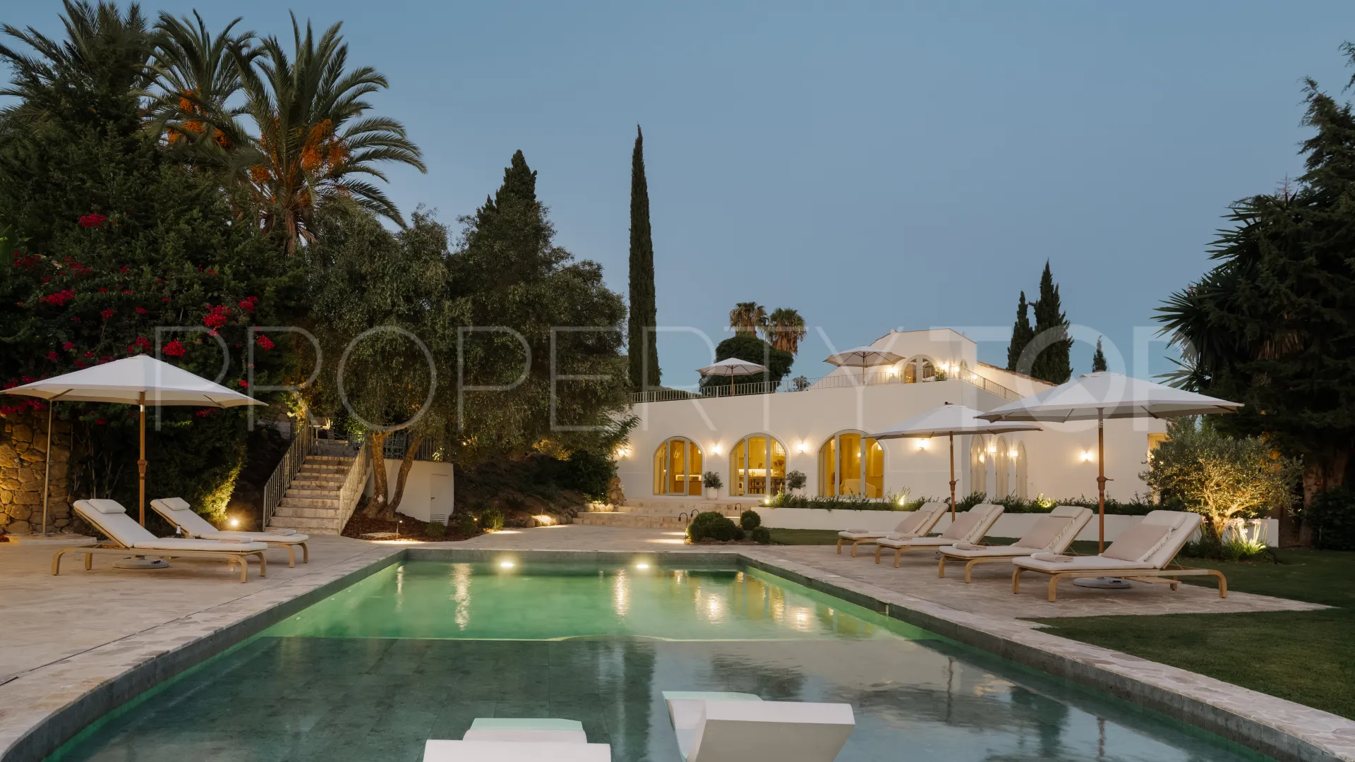 4 bedrooms Nueva Andalucia villa for sale