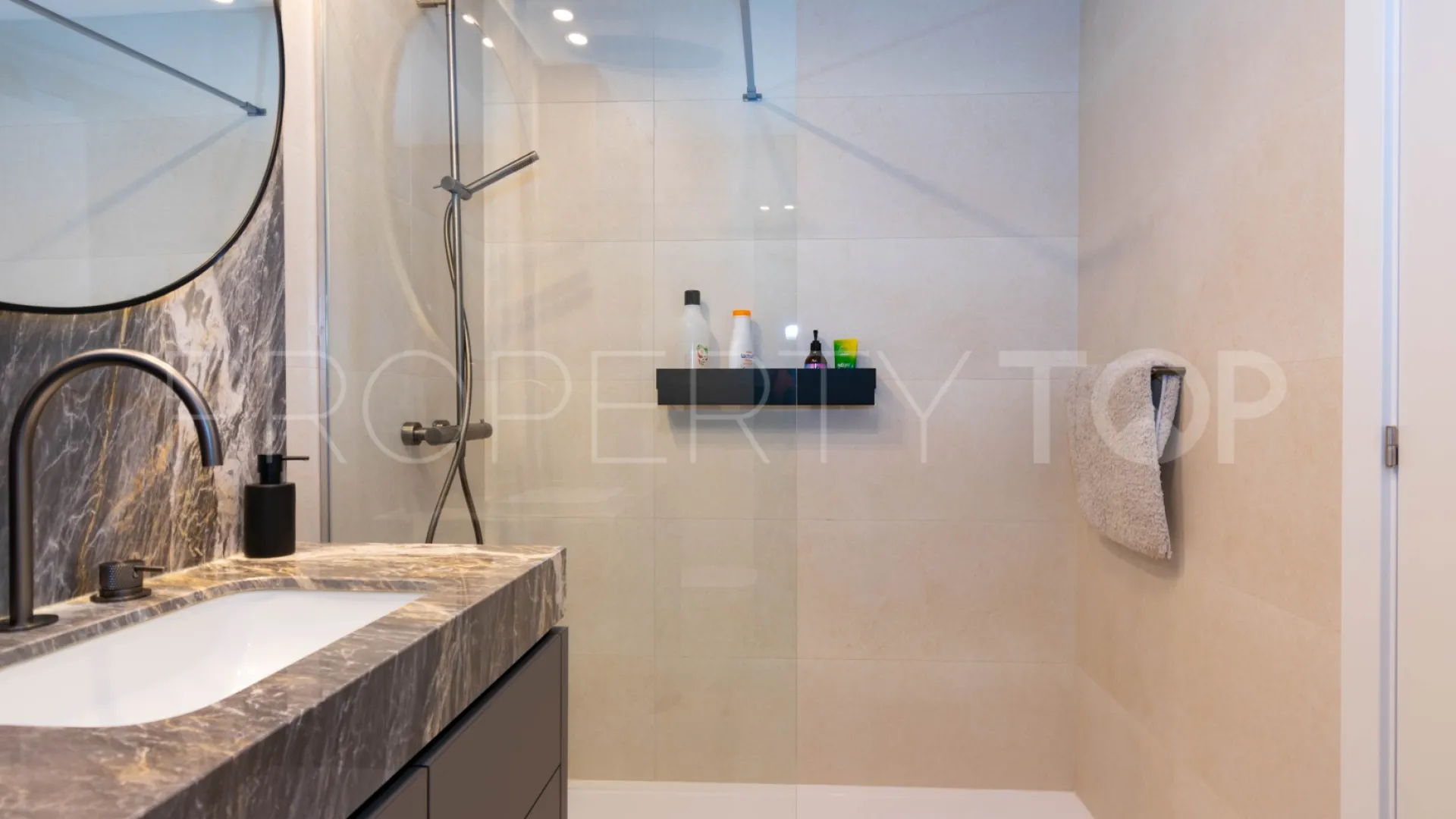 Comprar atico duplex en Las Mesas