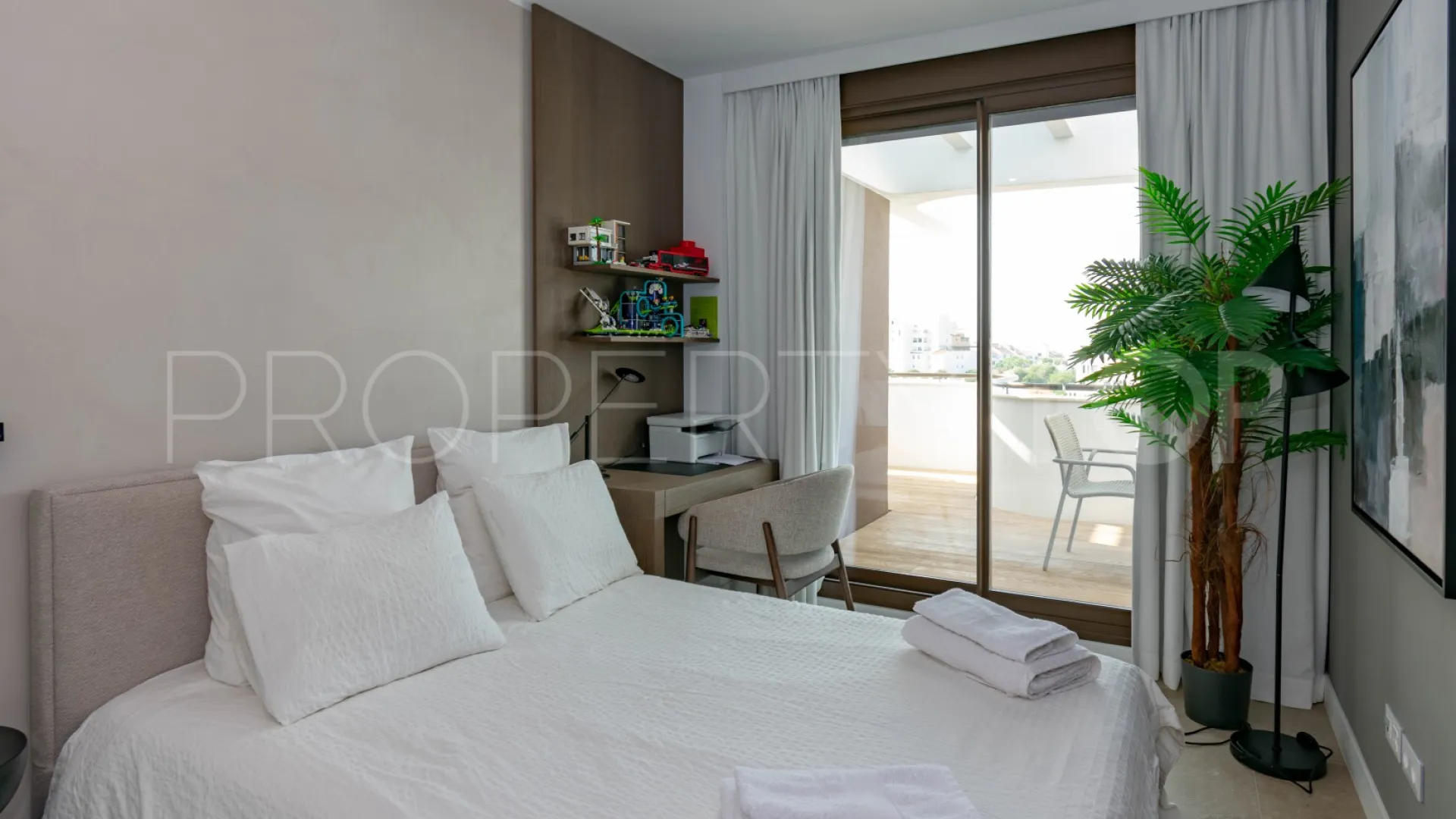 Comprar atico duplex en Las Mesas