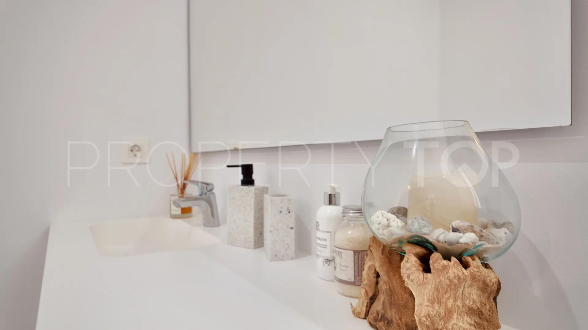 Oasis22, pareado en venta de 4 dormitorios