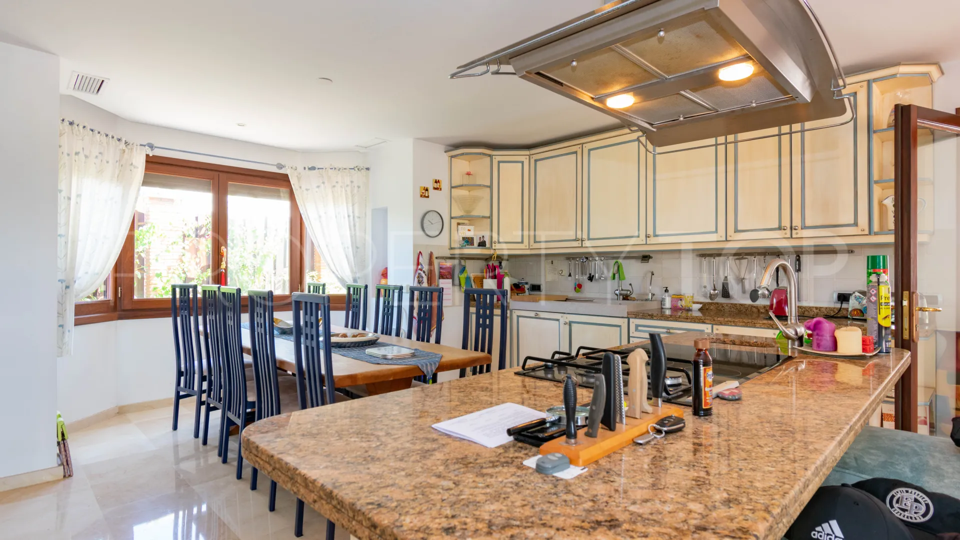 For sale villa in Seghers with 4 bedrooms