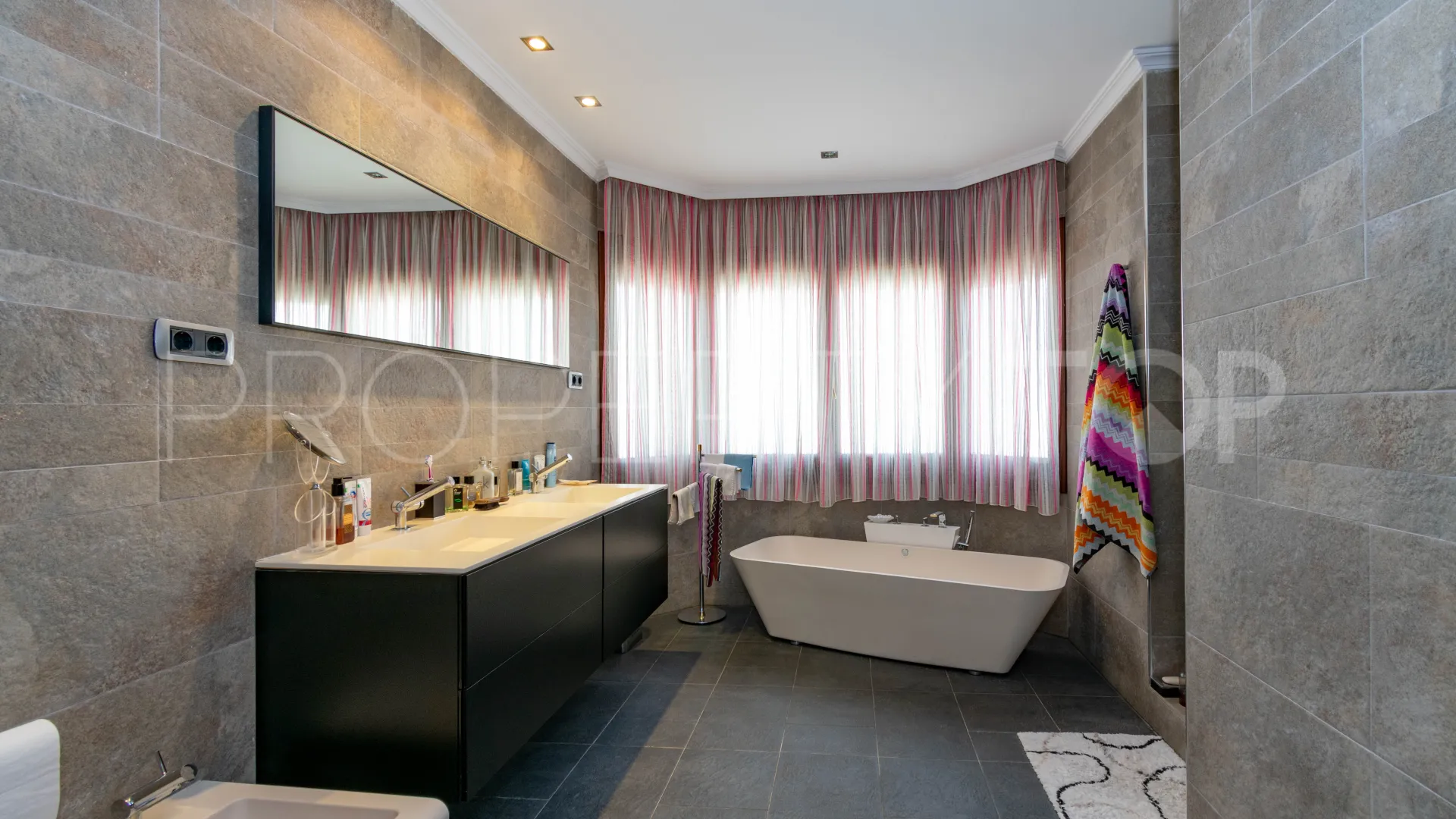 For sale villa in Seghers with 4 bedrooms