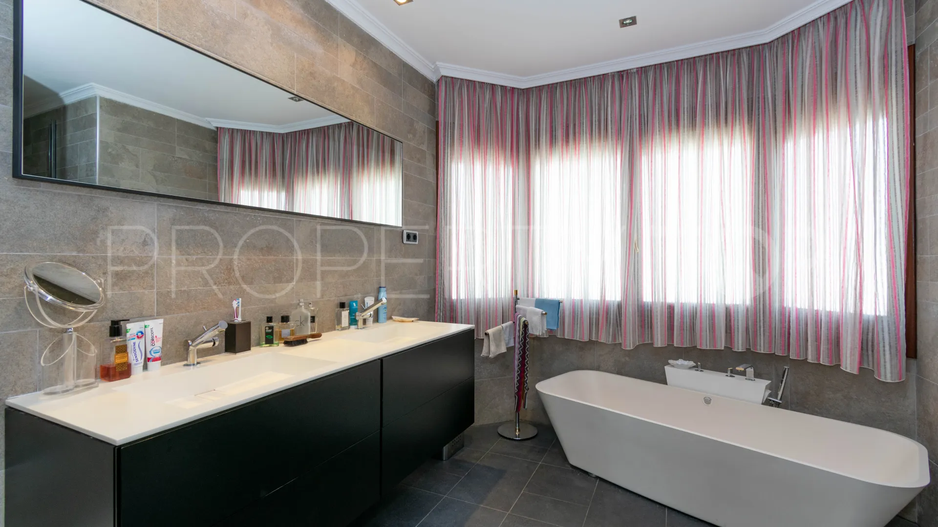 For sale villa in Seghers with 4 bedrooms