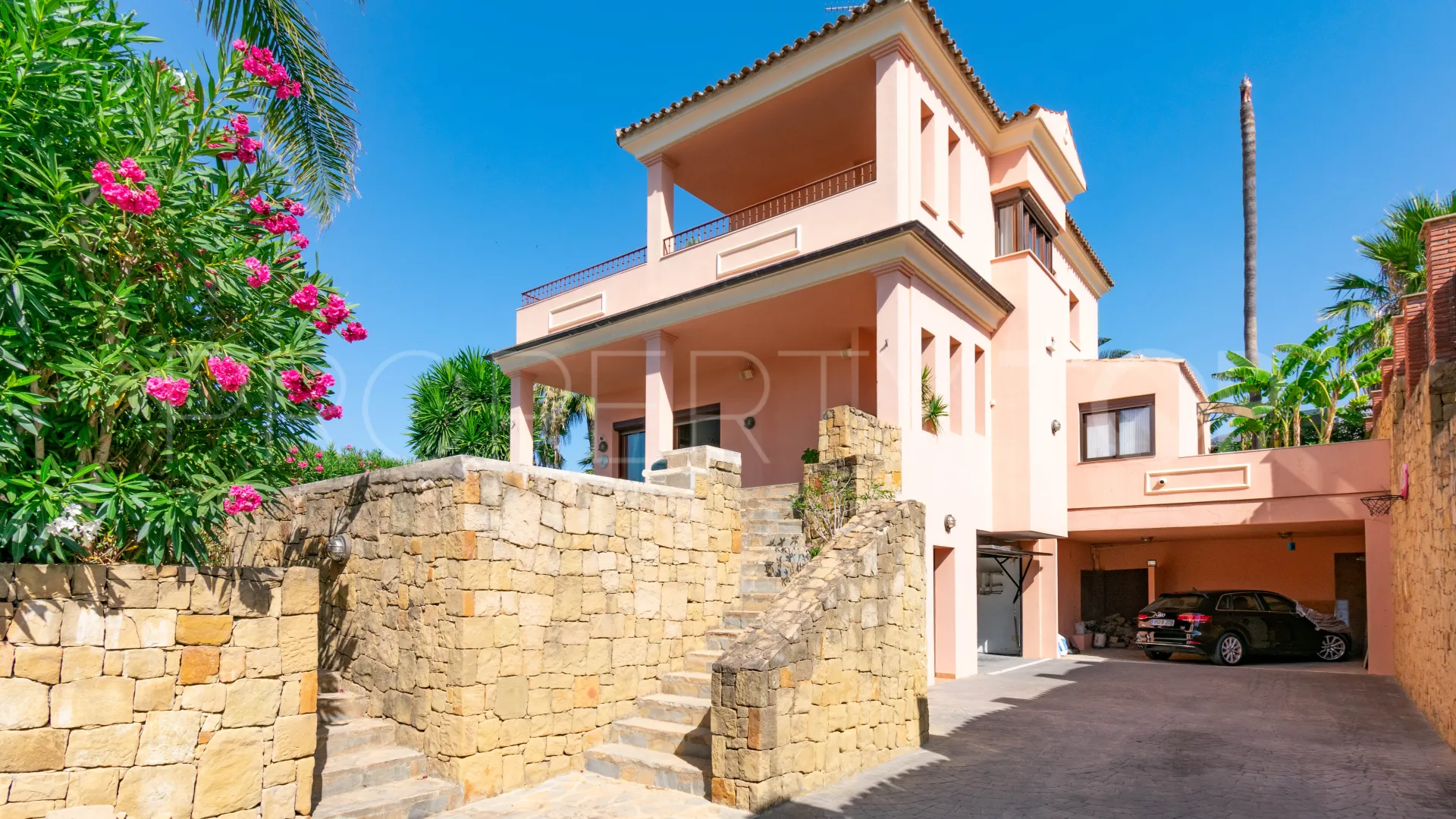 For sale villa in Seghers with 4 bedrooms