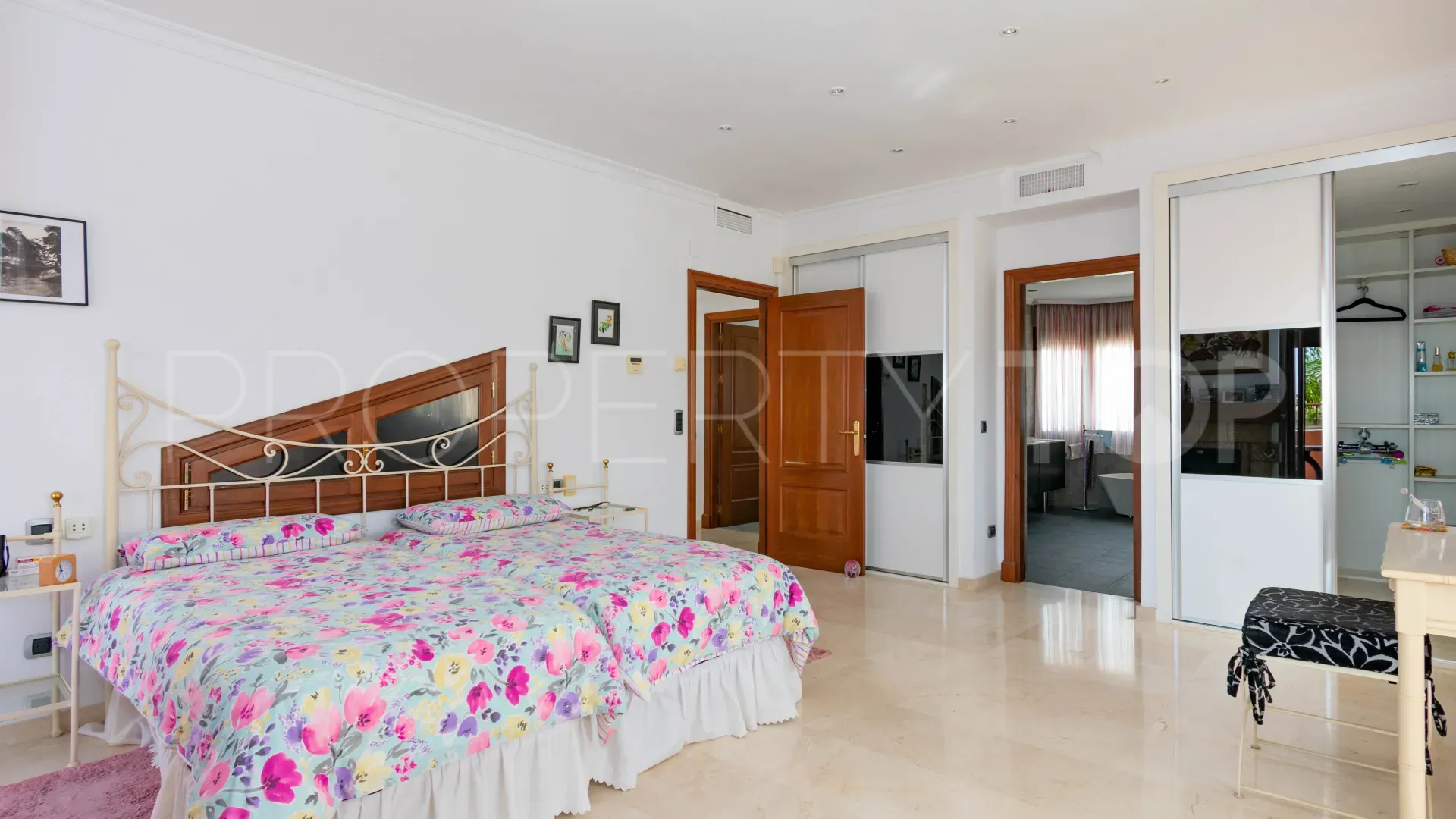 For sale villa in Seghers with 4 bedrooms