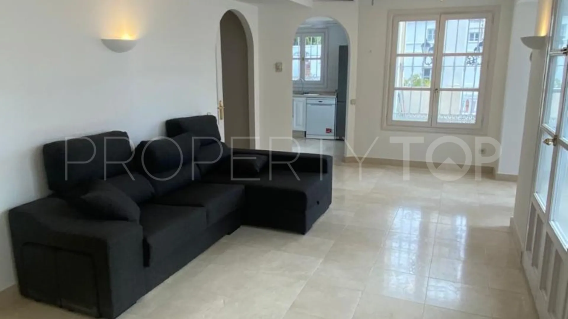 Benahavis, adosado con 3 dormitorios a la venta