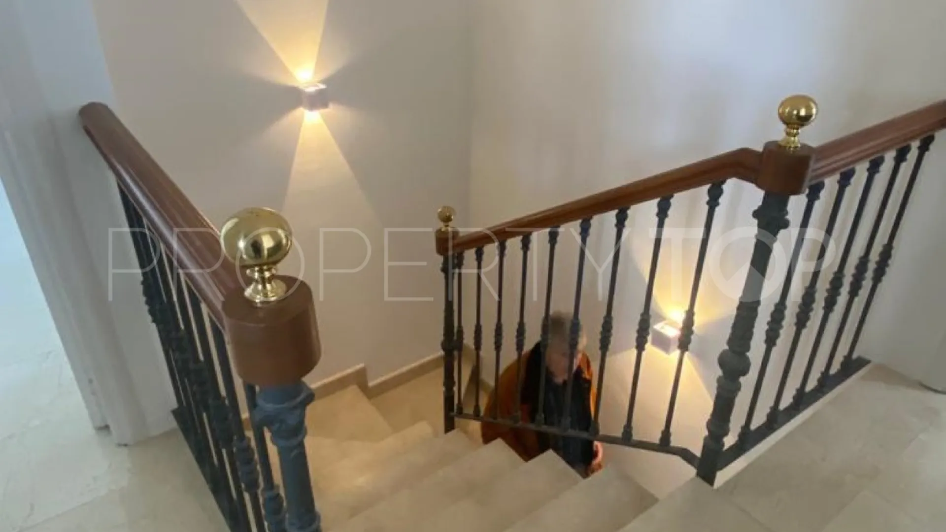 Benahavis, adosado con 3 dormitorios a la venta