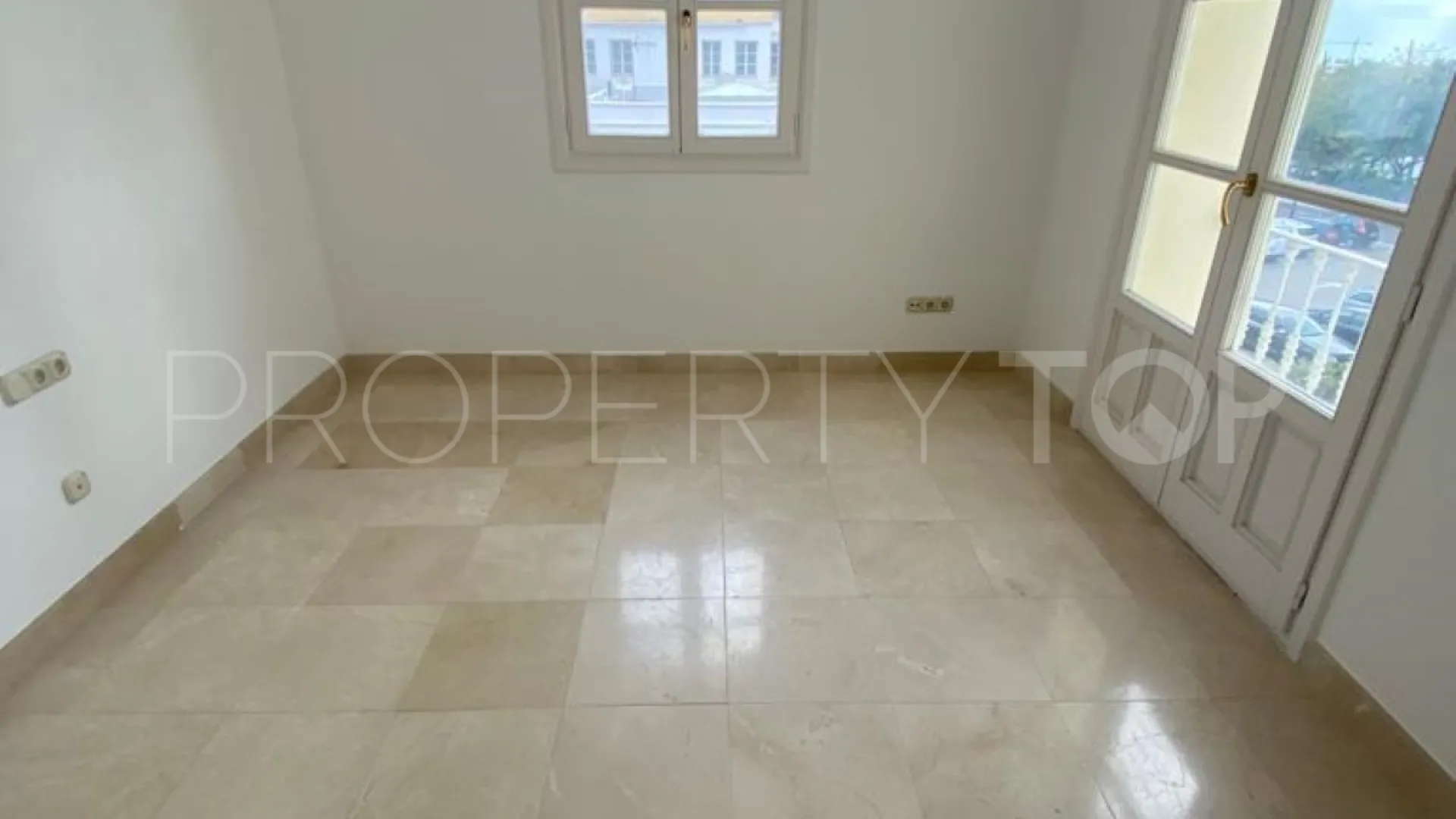 Benahavis, adosado con 3 dormitorios a la venta
