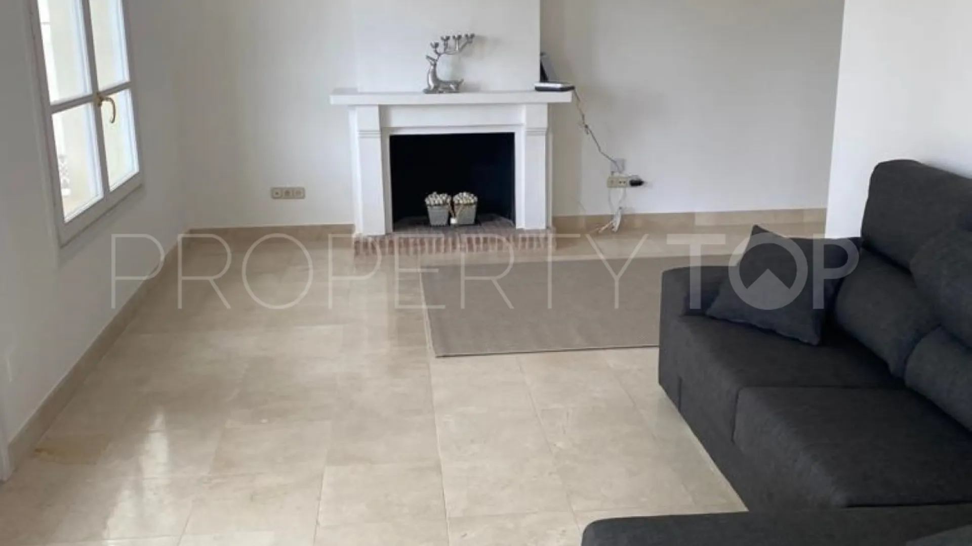 Benahavis, adosado con 3 dormitorios a la venta