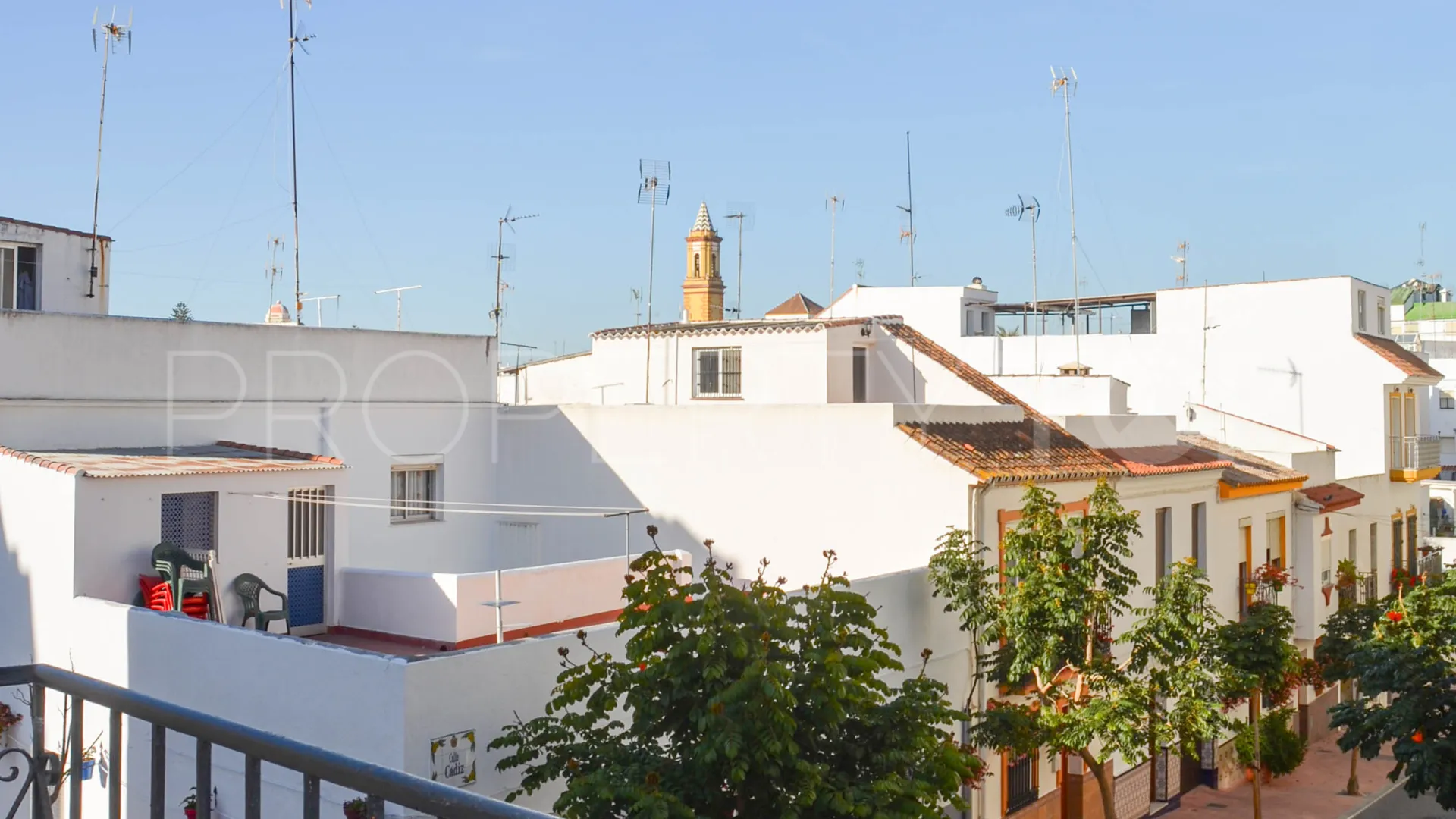 Apartment with 4 bedrooms for sale in Estepona Centre