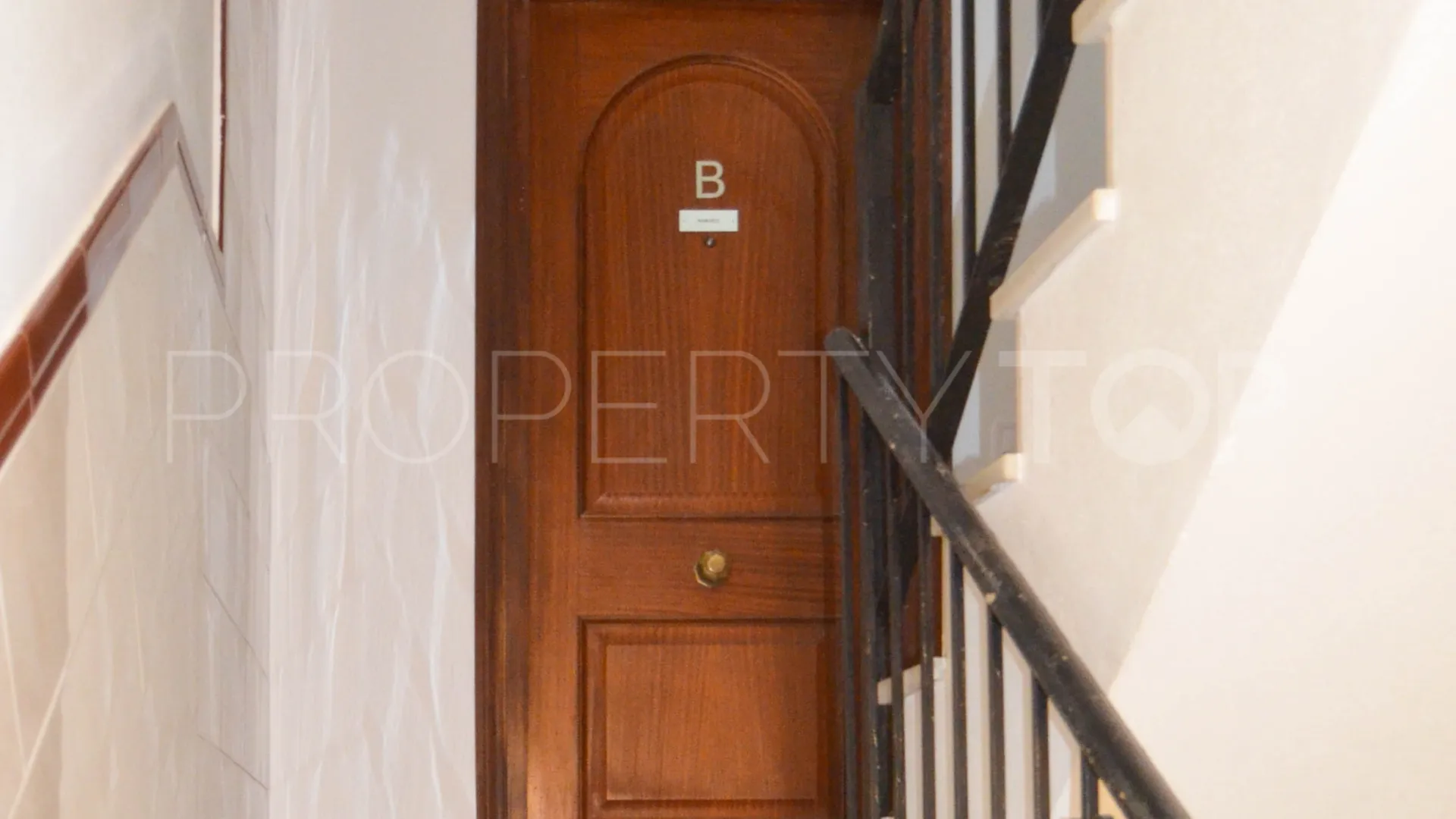 Apartment with 4 bedrooms for sale in Estepona Centre