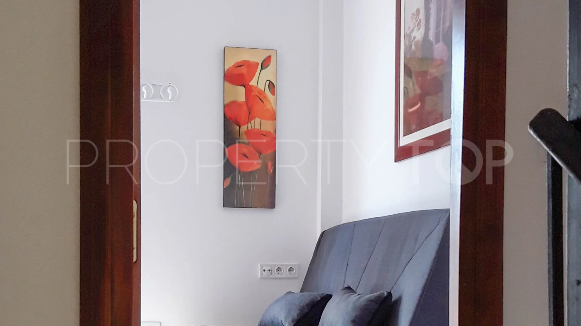 Apartment with 4 bedrooms for sale in Estepona Centre