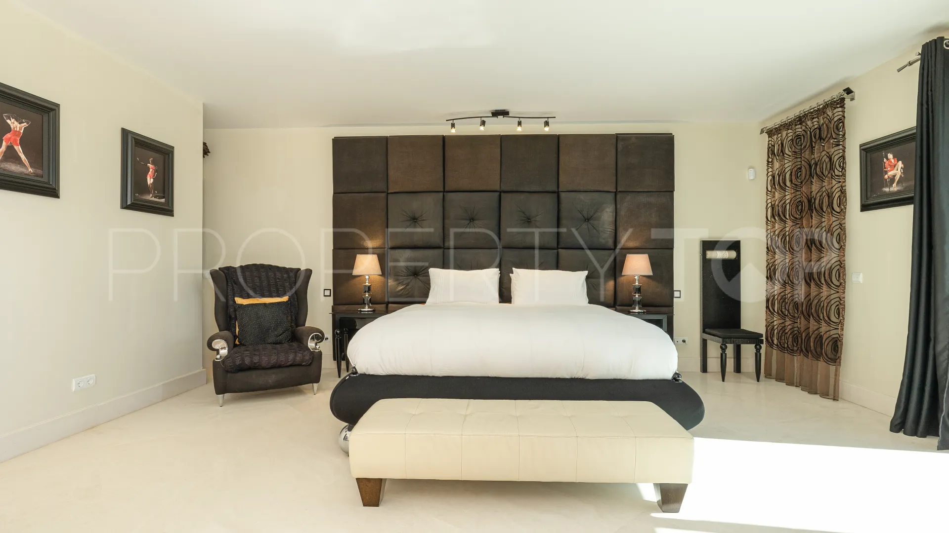 For sale Los Flamingos 8 bedrooms villa