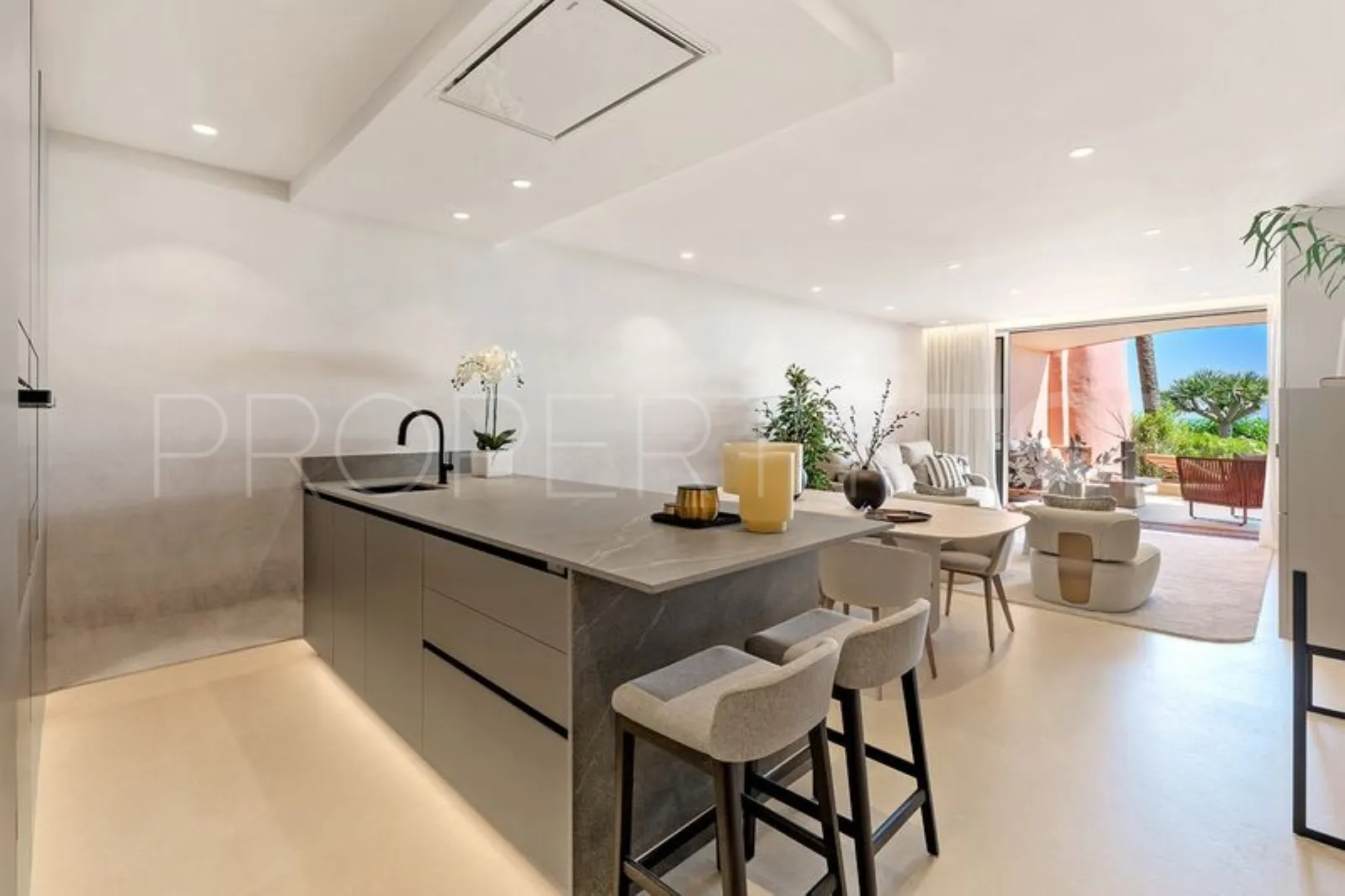 Guadalmansa Playa ground floor apartment for sale