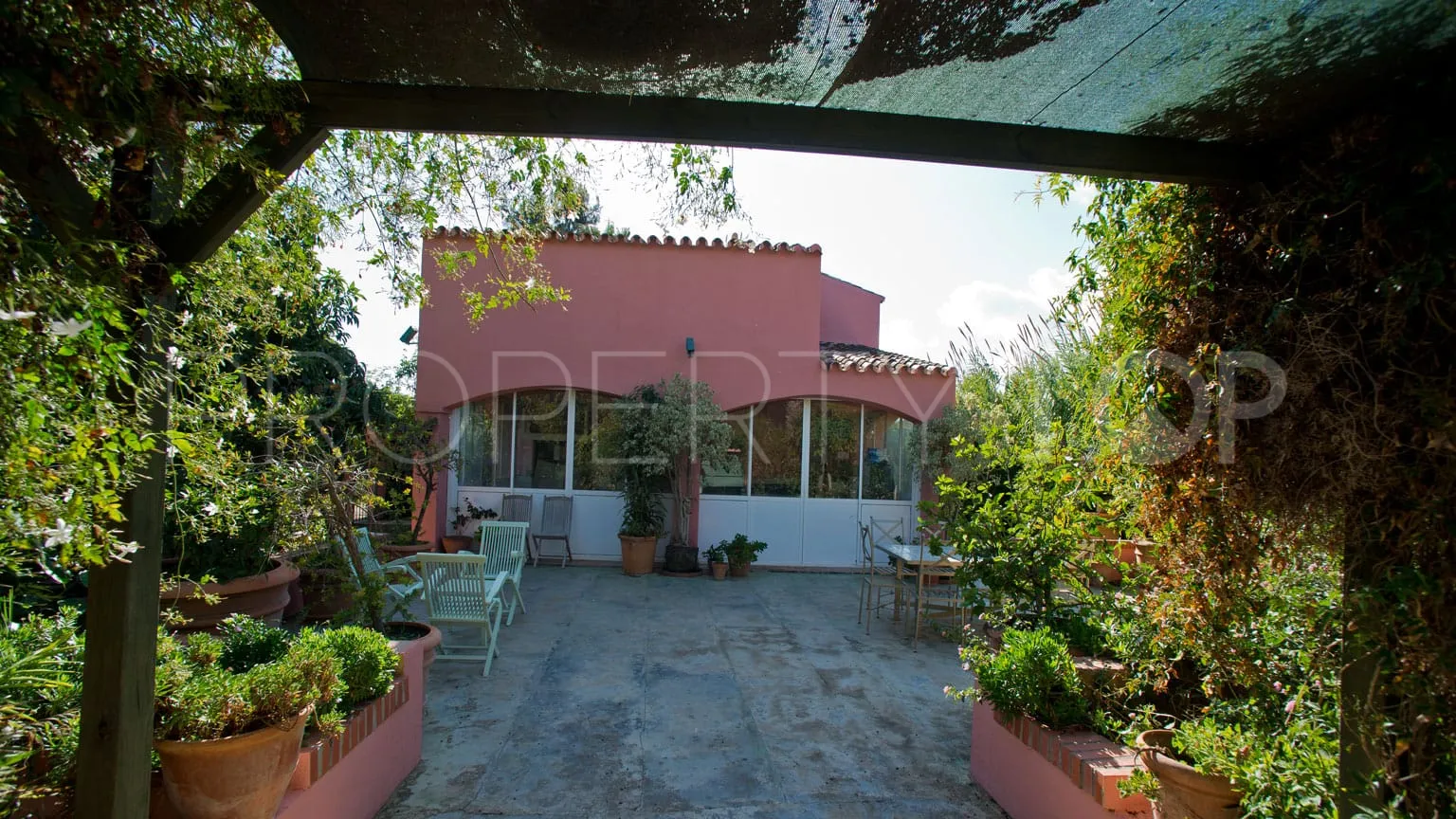 Casa de campo en venta en Guadalobon