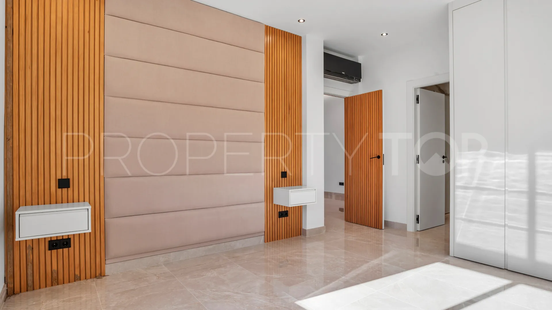 Villa for sale in El Madroñal