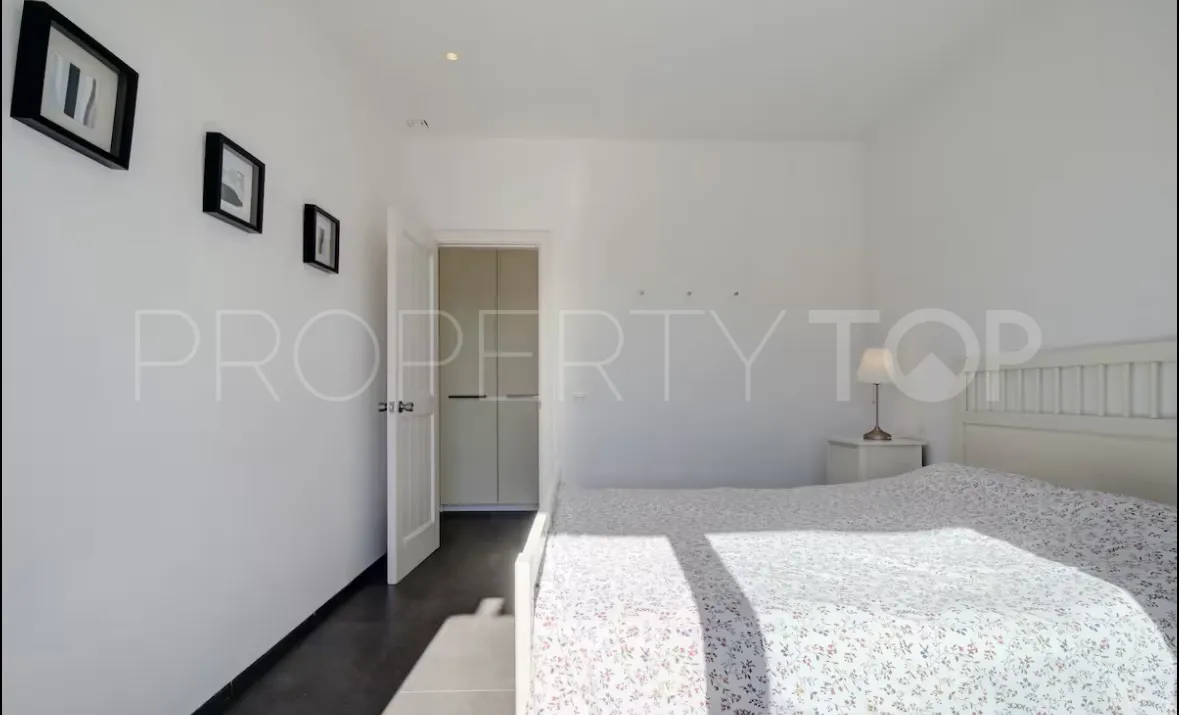 6 bedrooms villa in Manilva Beach for sale