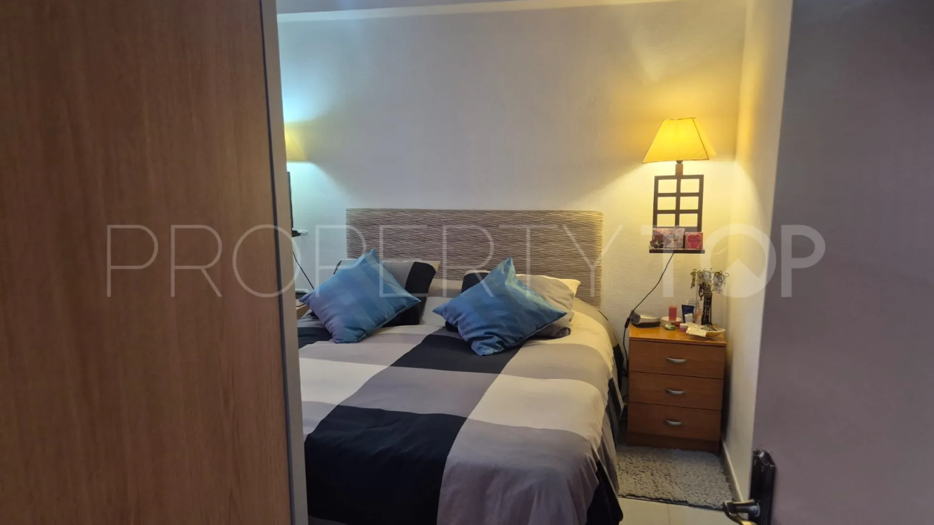 Apartamento a la venta en El Mirador con 2 dormitorios