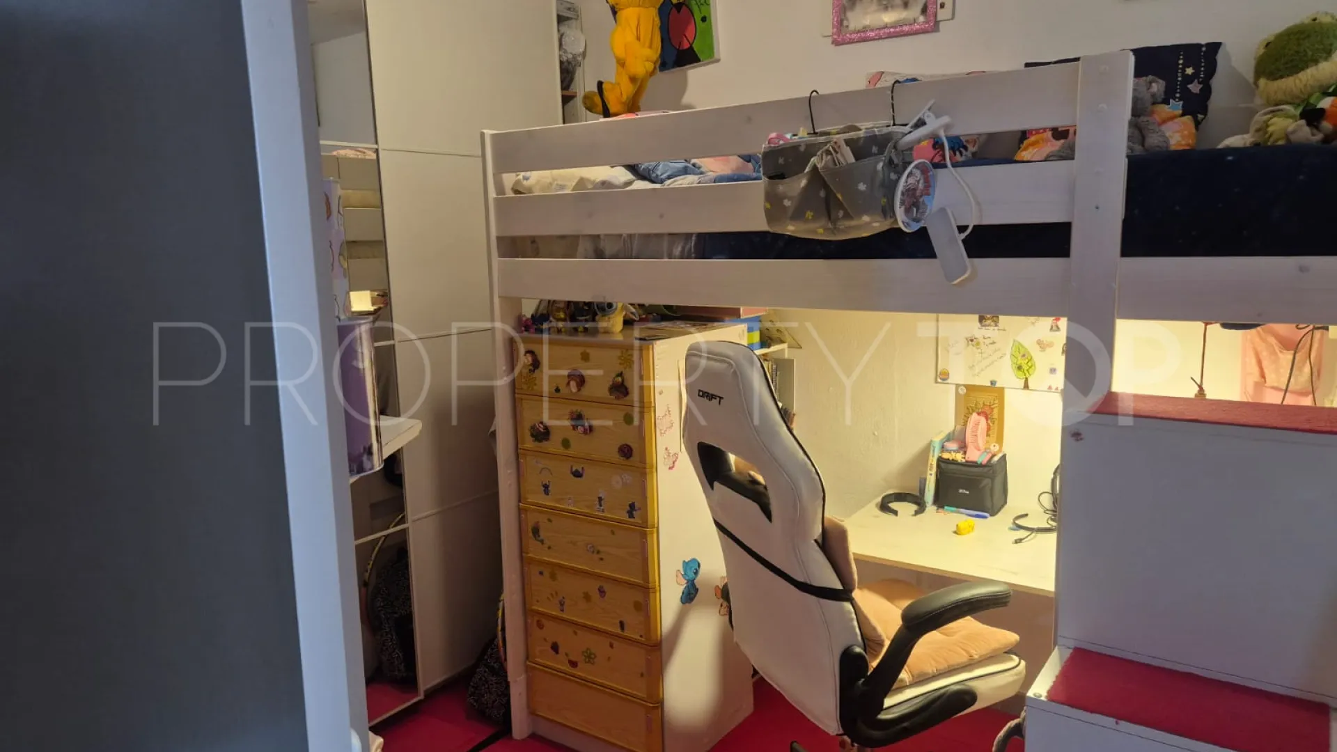 Apartamento a la venta en El Mirador con 2 dormitorios