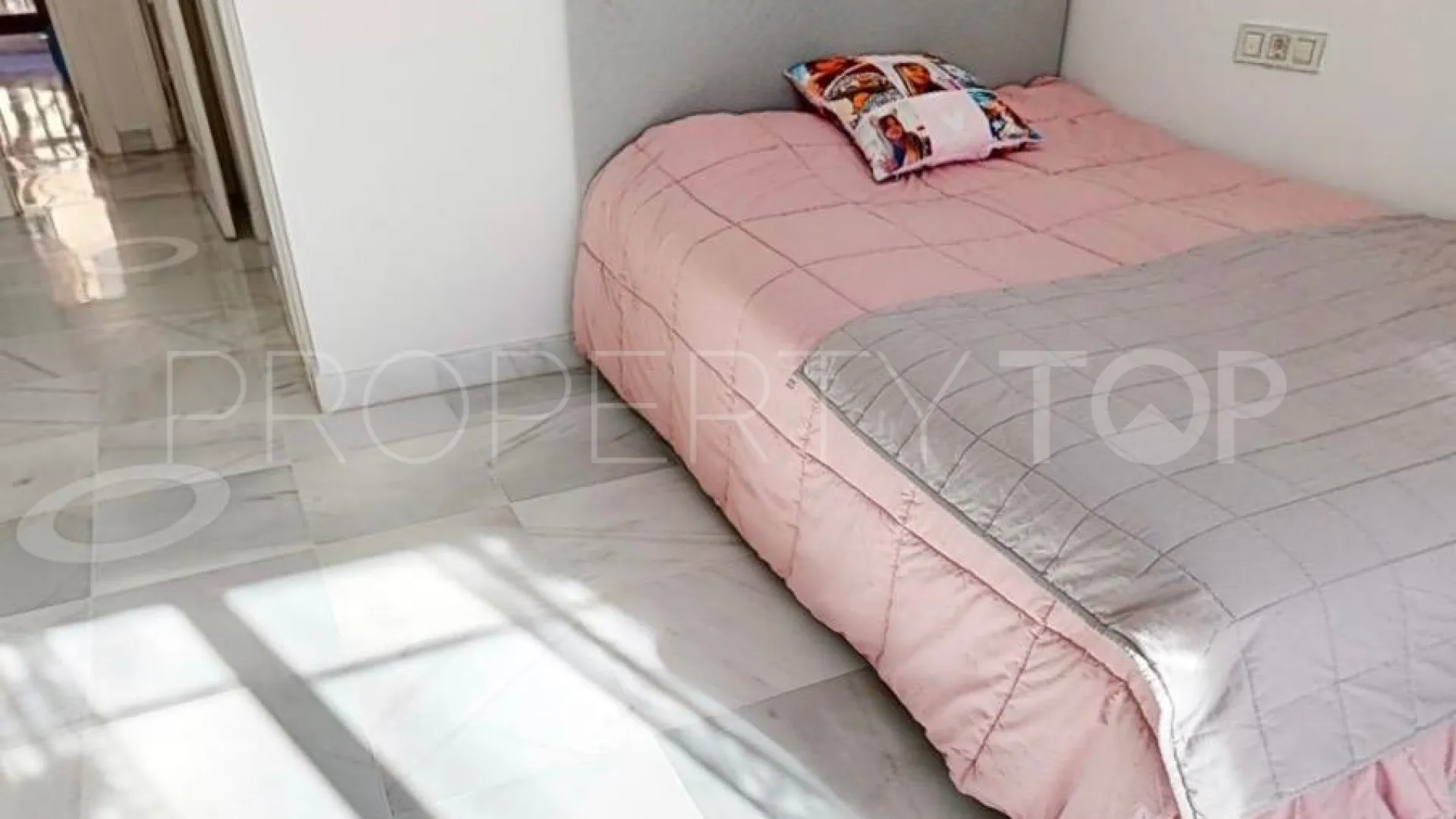 For sale apartment in Hacienda del Sol