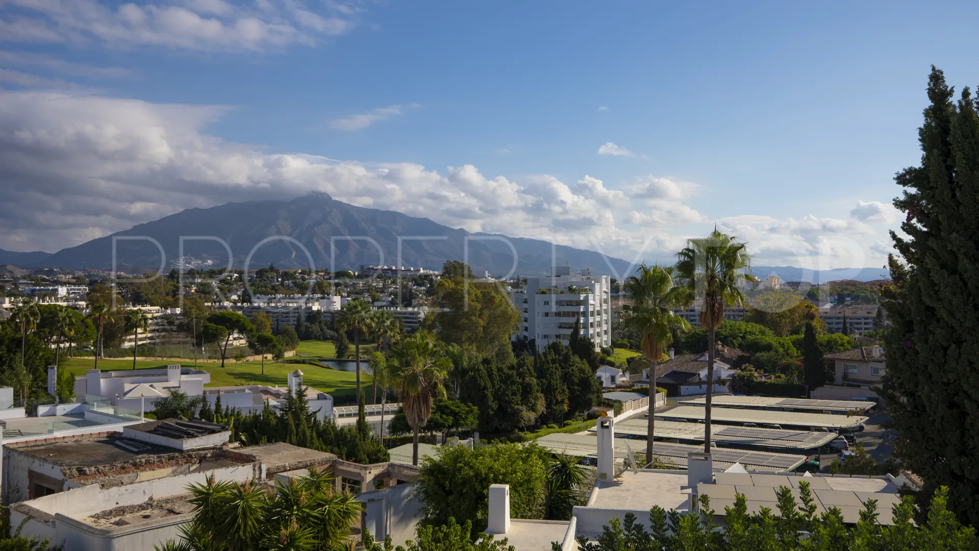 Apartamento a la venta en Guadalmina Alta de 3 dormitorios