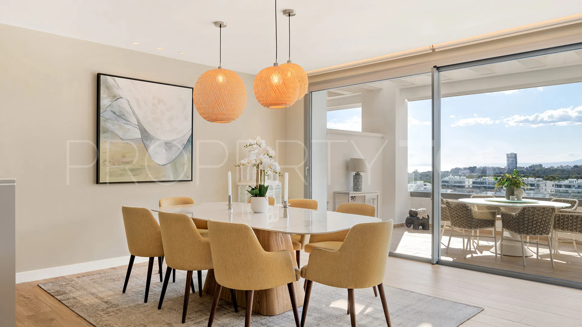 For sale duplex penthouse in Marbella East