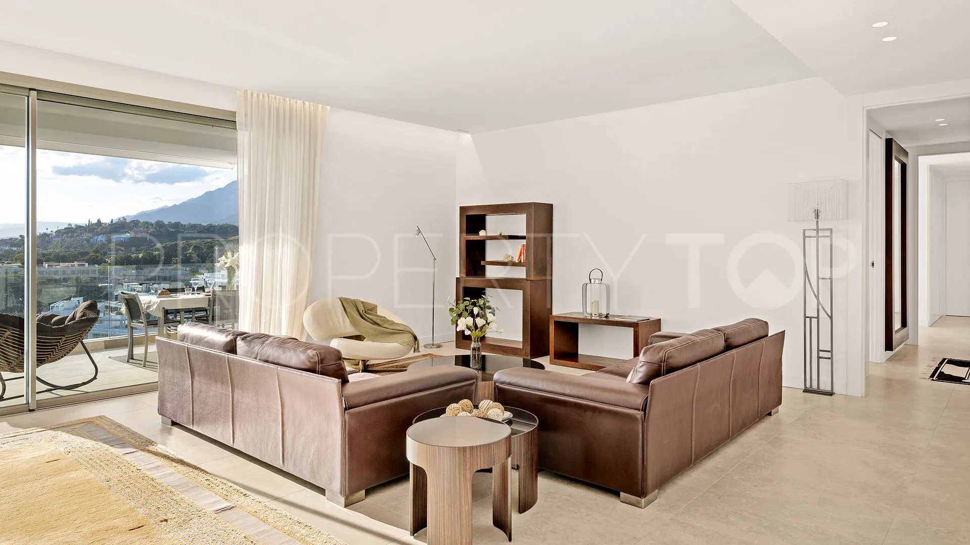 For sale apartment in Marbella East