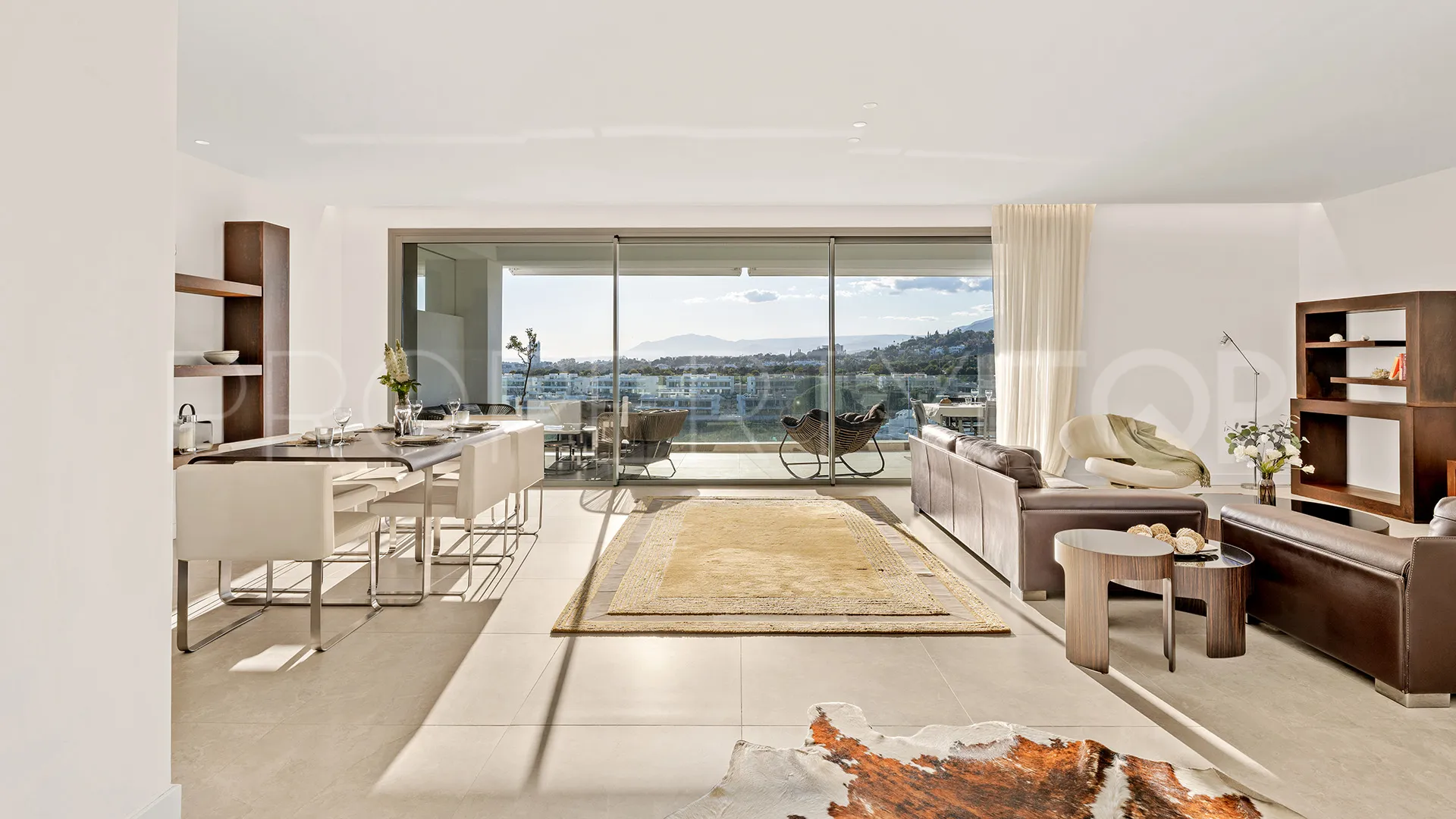 For sale apartment in Marbella East
