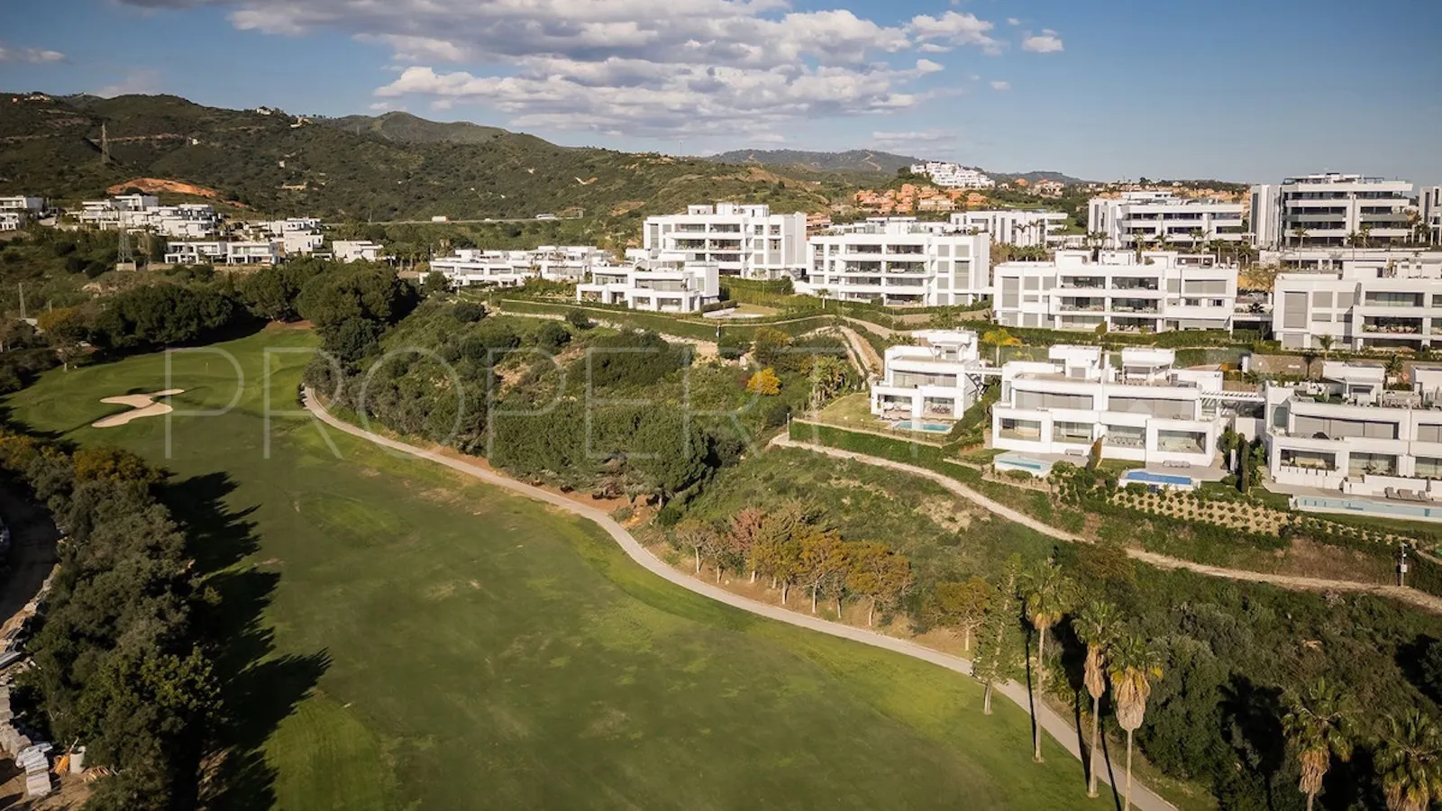 For sale apartment in Marbella East