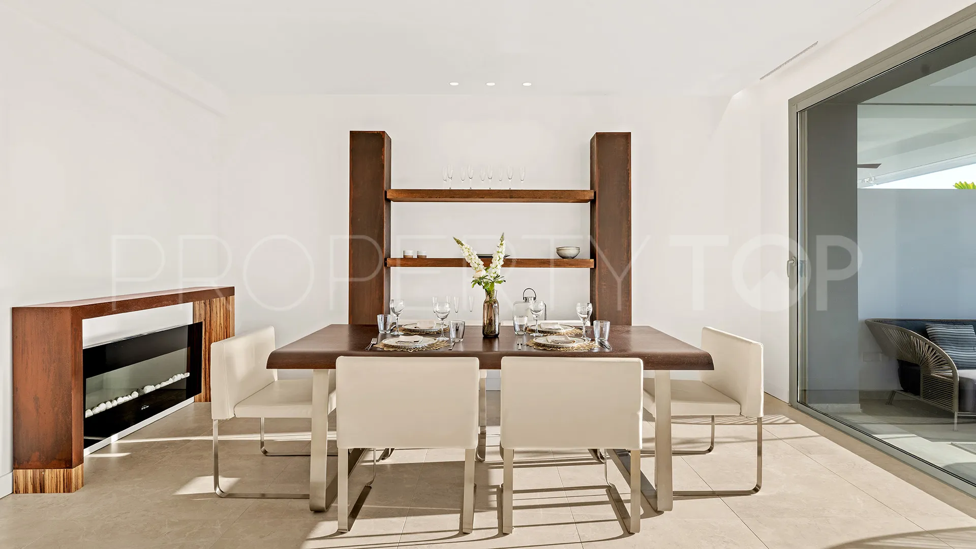 For sale apartment in Marbella East