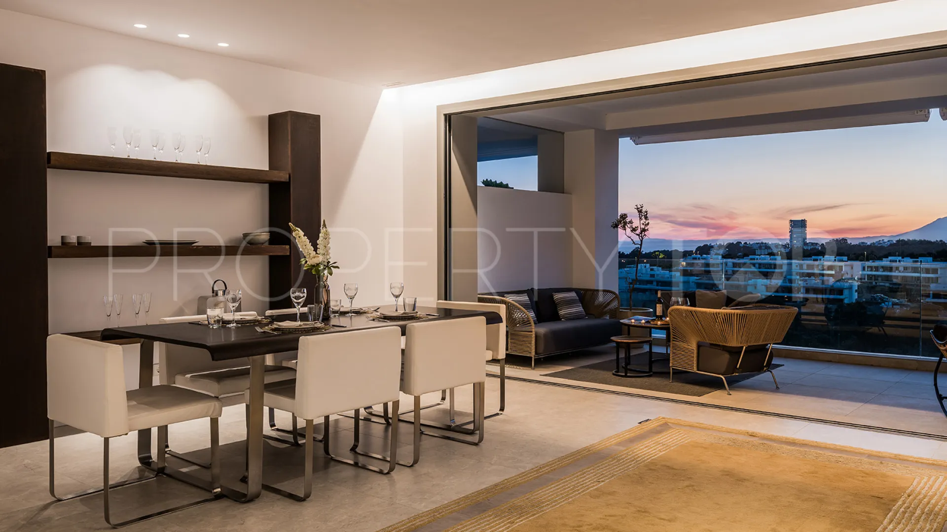 For sale apartment in Marbella East