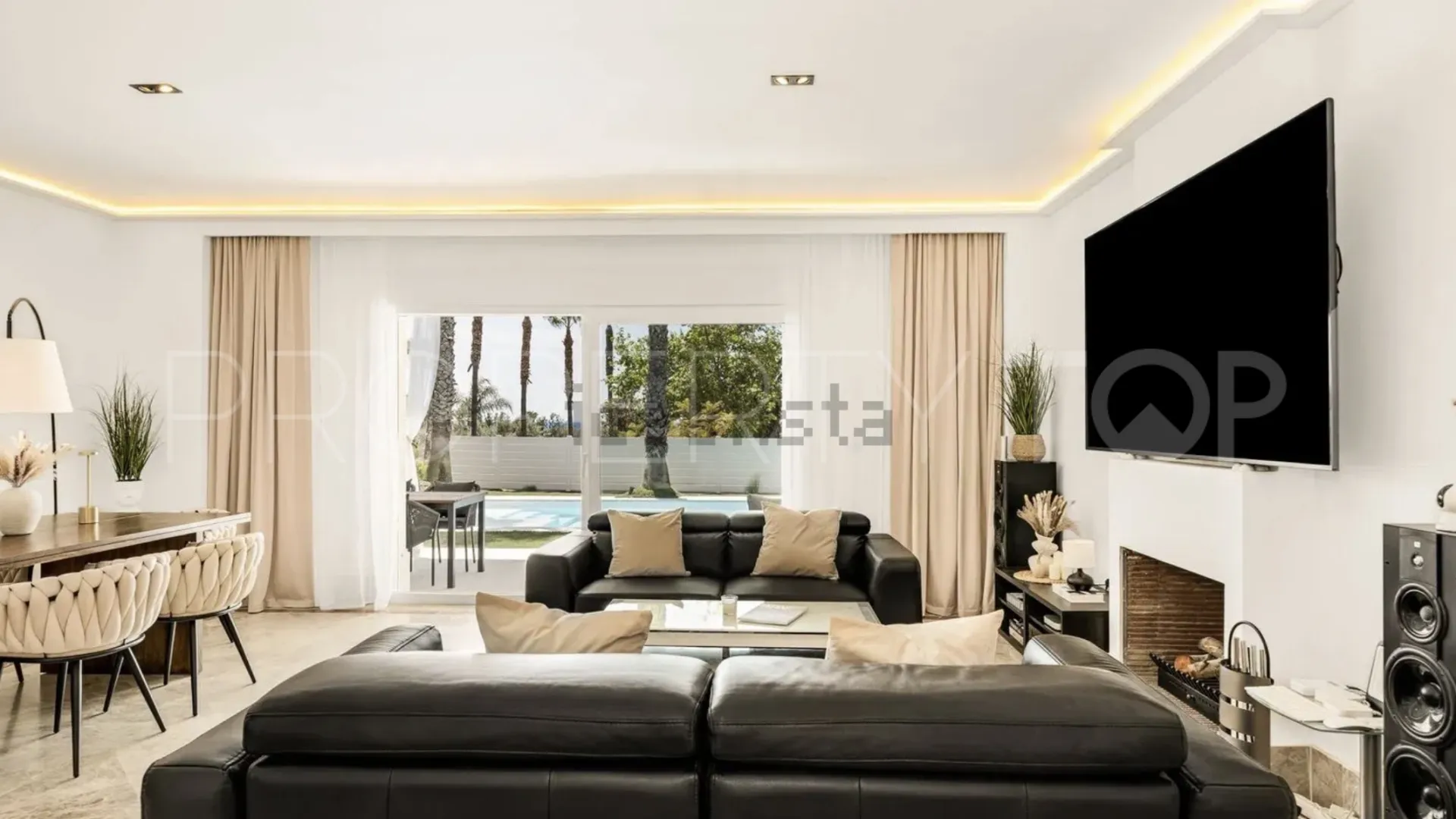 Marbella Este, villa pareada en venta con 4 dormitorios