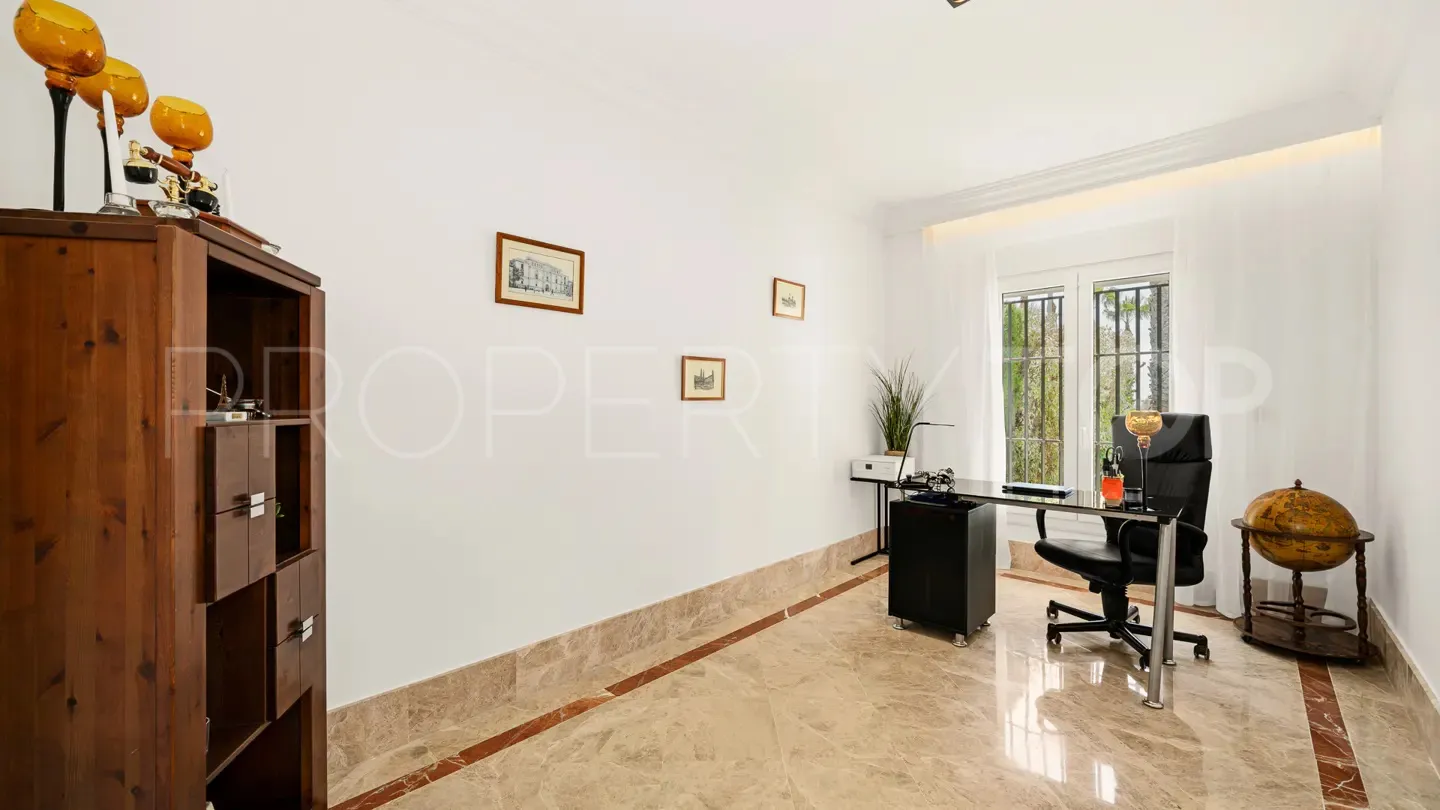 Marbella Este, villa pareada en venta con 4 dormitorios