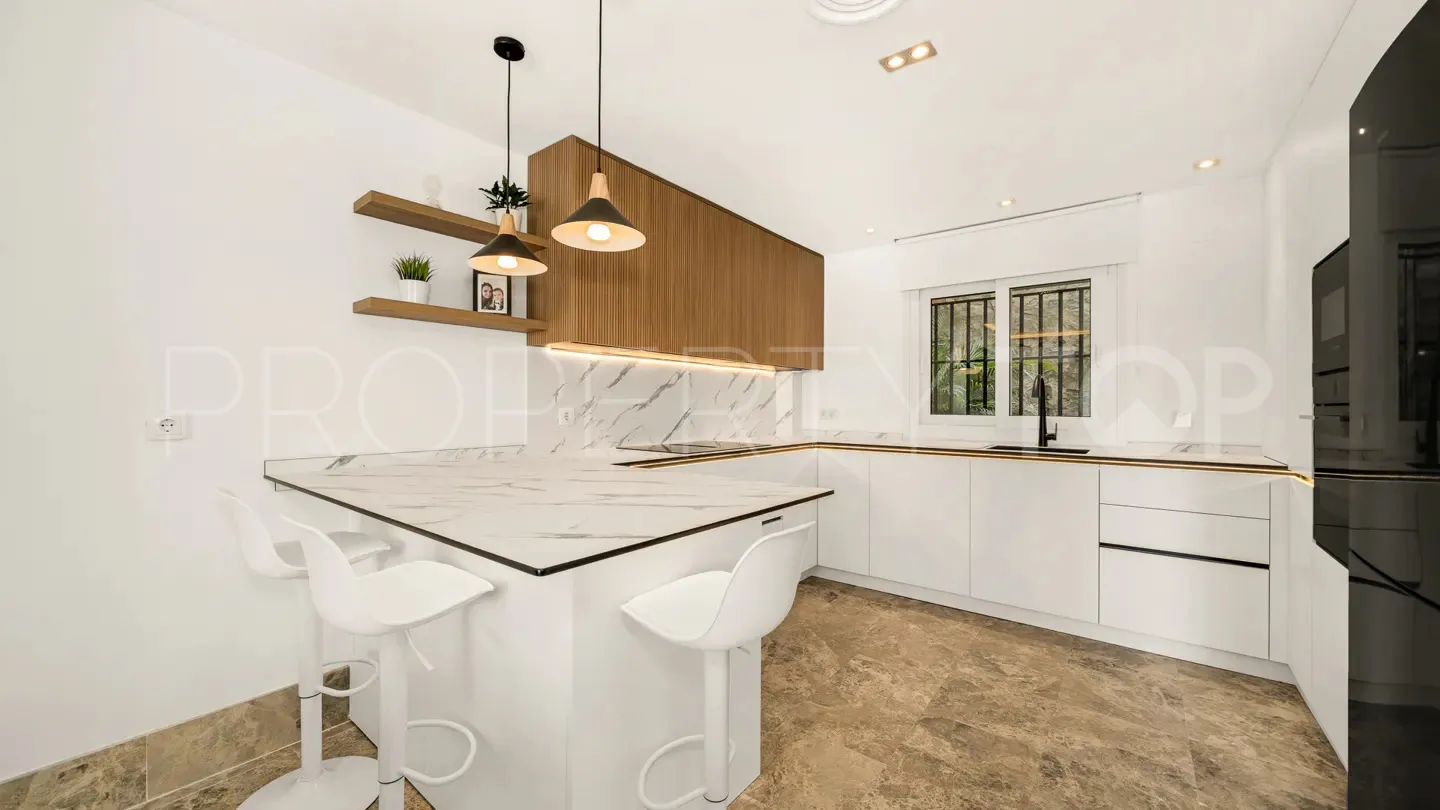 Marbella Este, villa pareada en venta con 4 dormitorios
