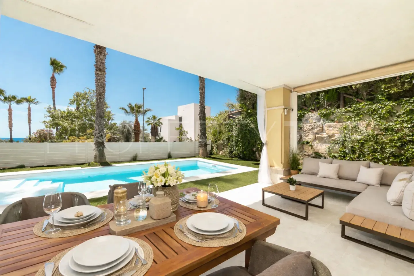 Marbella Este, villa pareada en venta con 4 dormitorios