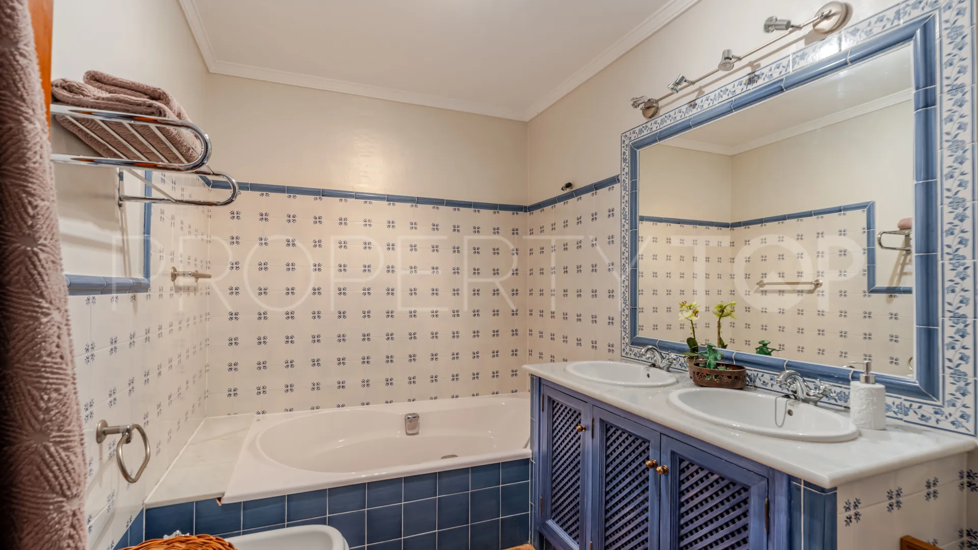 Town house for sale in La Heredia
