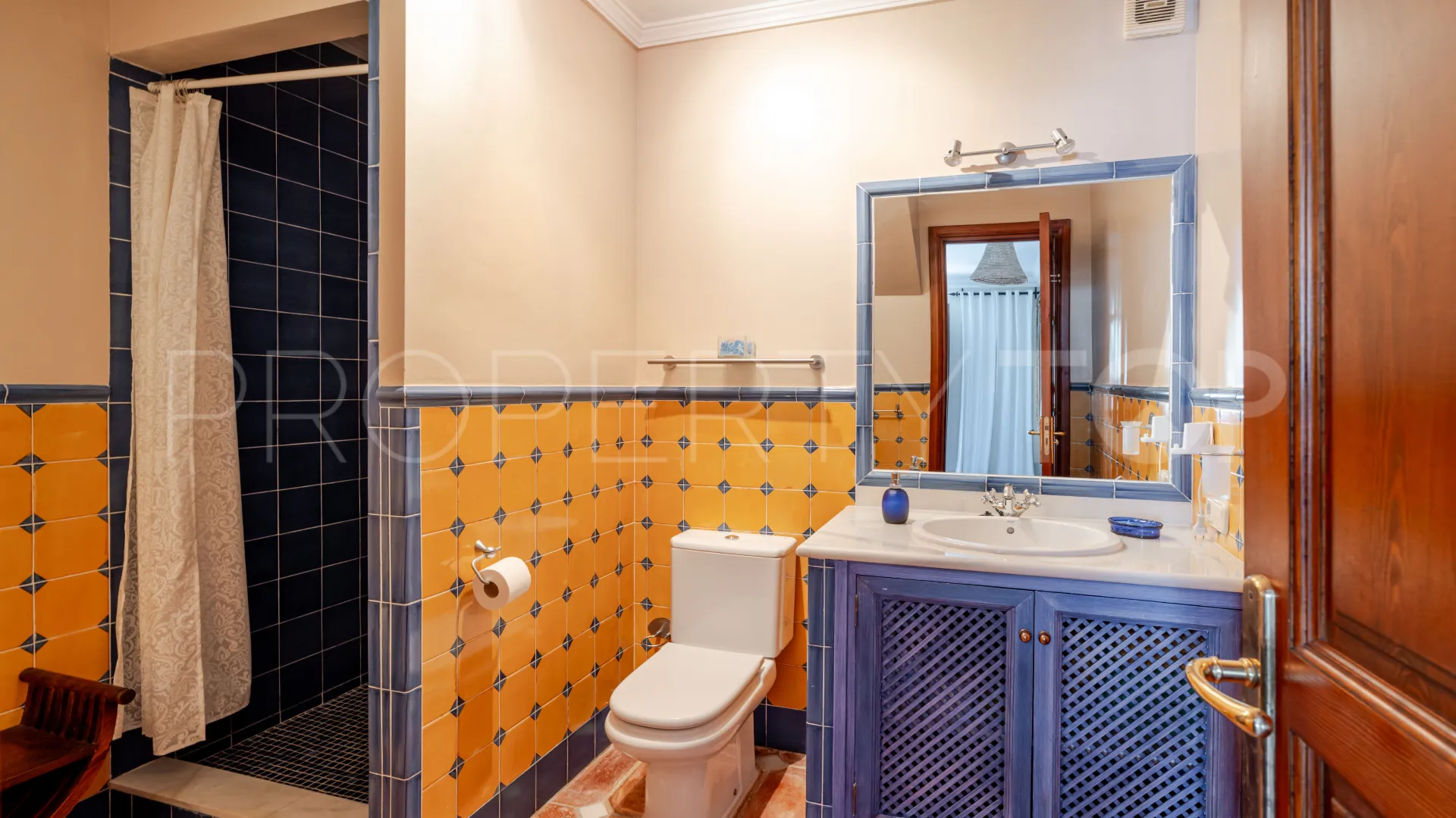 Town house for sale in La Heredia