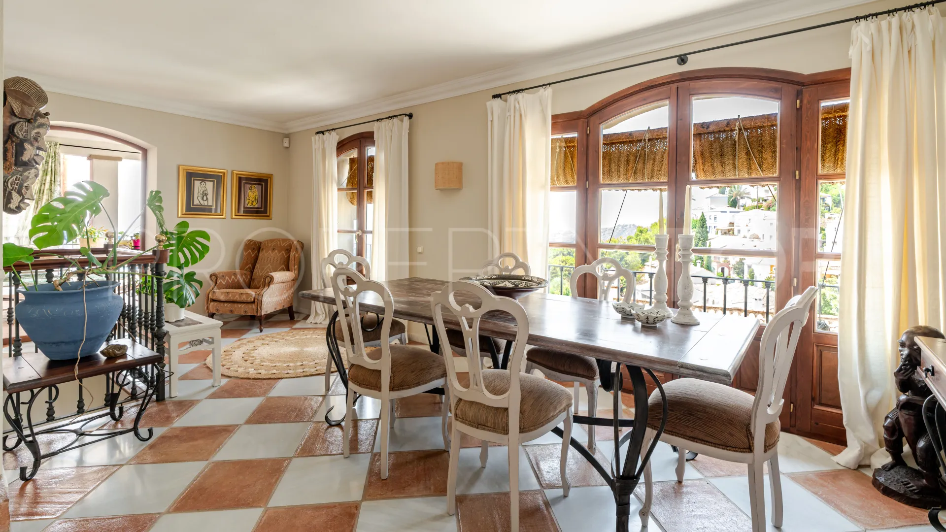Town house for sale in La Heredia