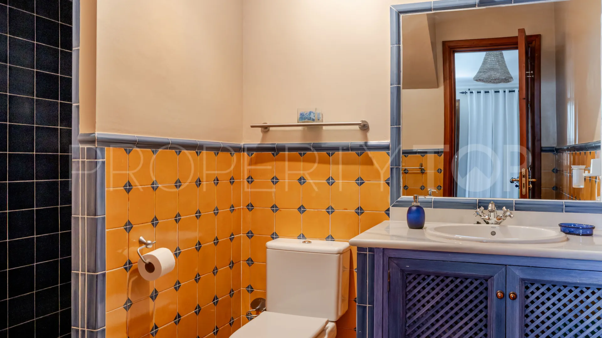 Town house for sale in La Heredia
