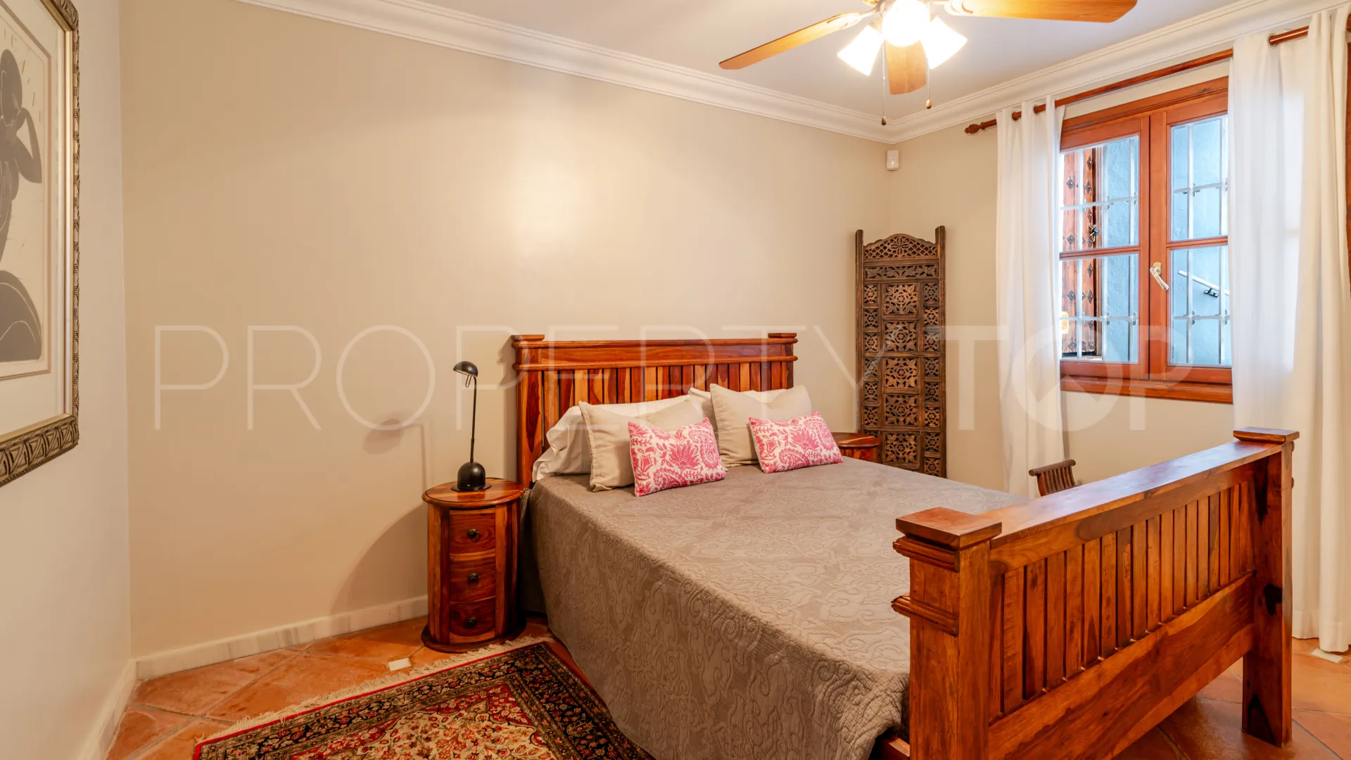 Town house for sale in La Heredia