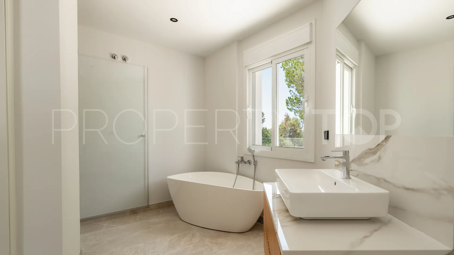 El Madroñal, villa en venta de 5 dormitorios
